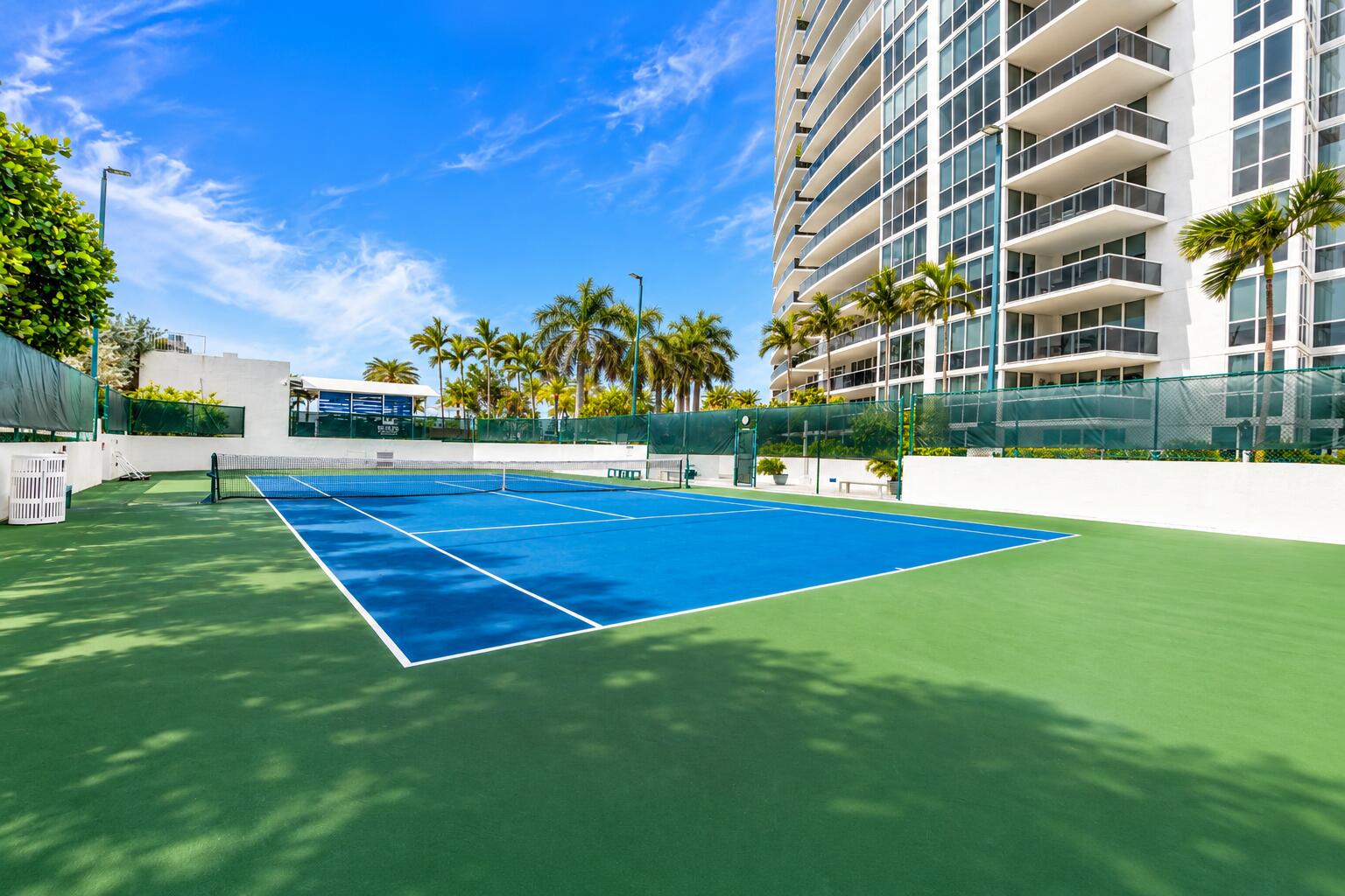 400 ALTON #1704, Miami Beach FL 33139