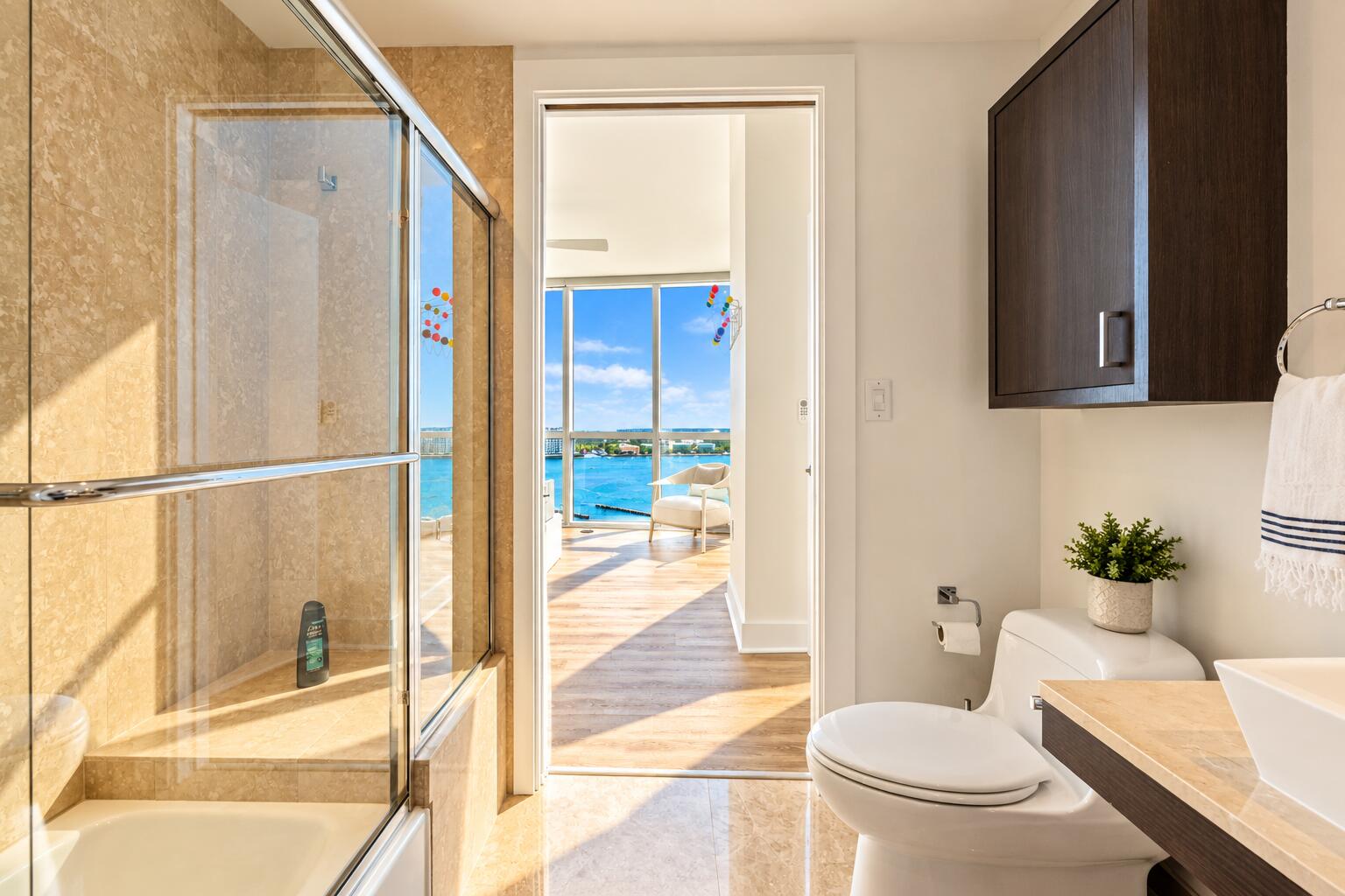 400 ALTON #1704, Miami Beach FL 33139
