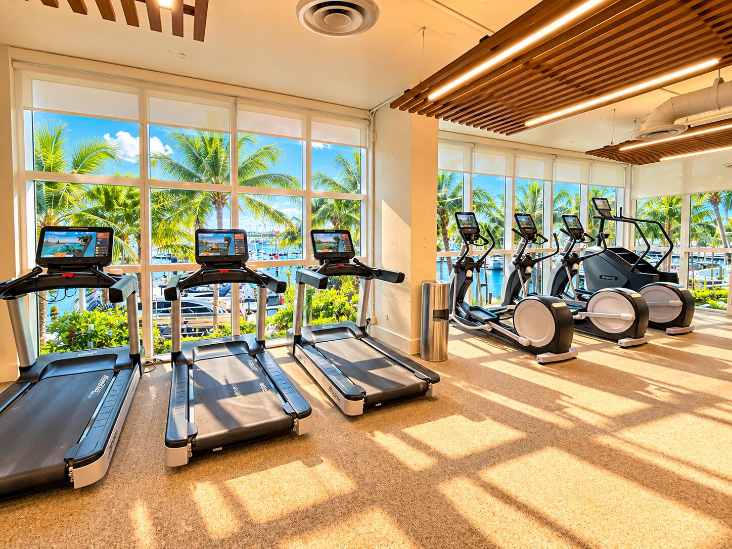 400 ALTON #1704, Miami Beach FL 33139