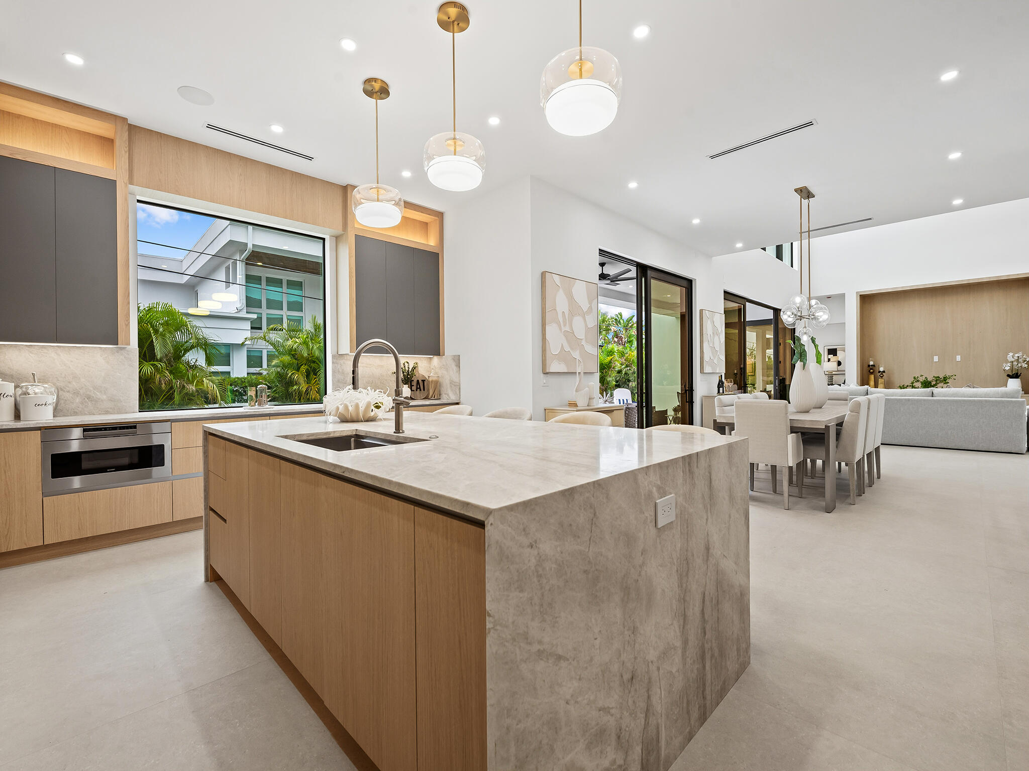 2737 NE 18th, Fort Lauderdale FL 33305