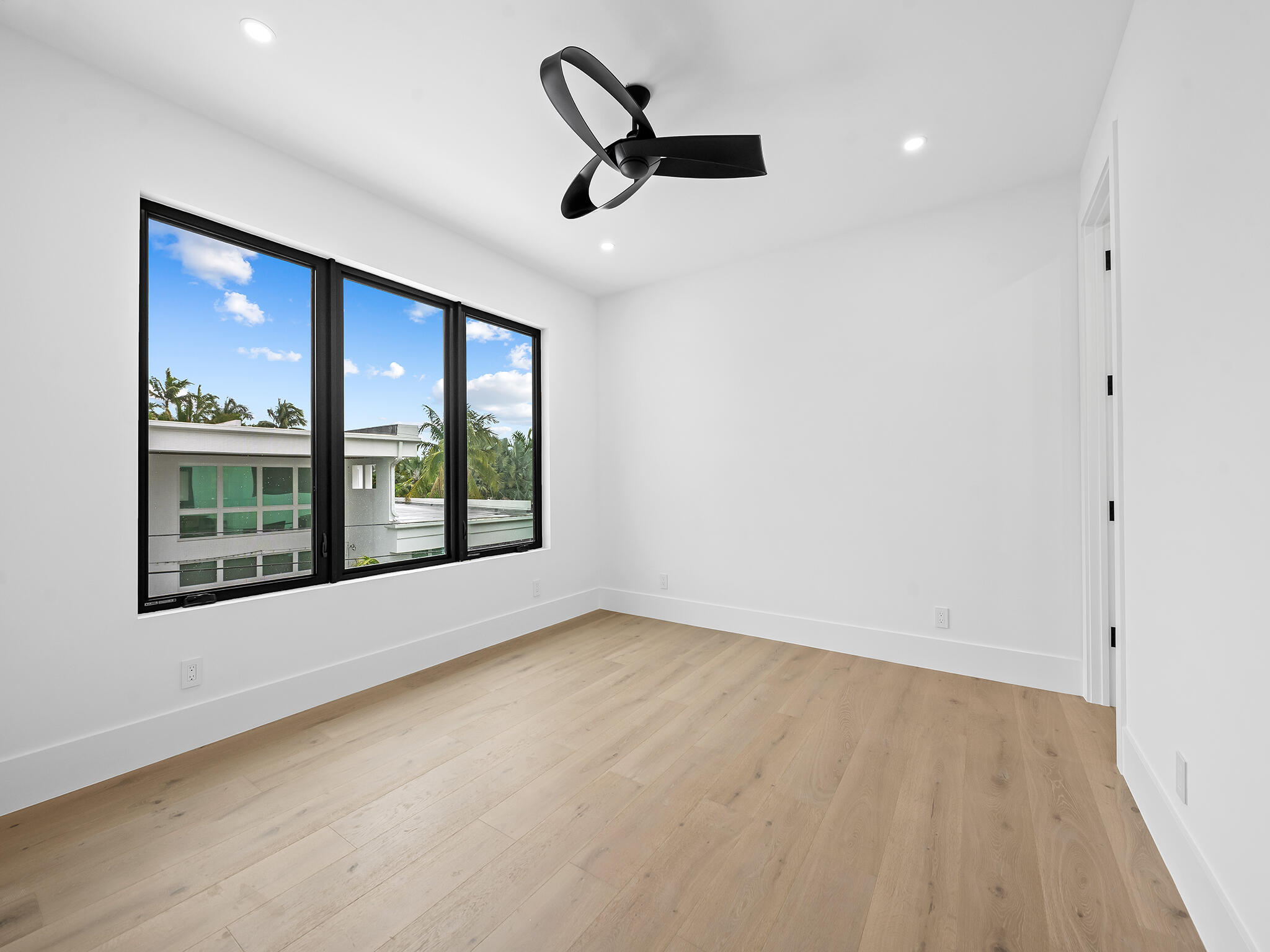 2737 NE 18th, Fort Lauderdale FL 33305