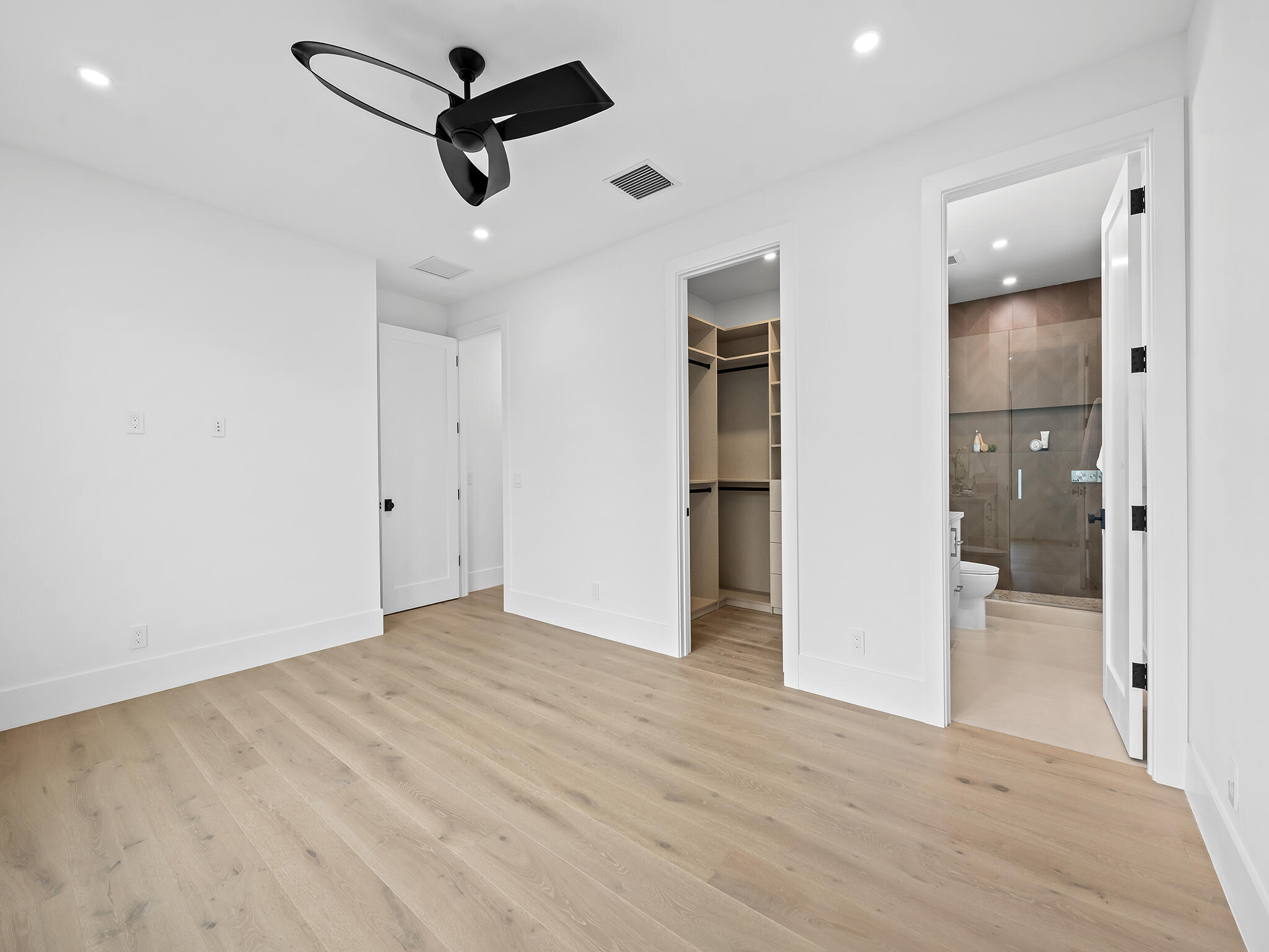 2737 NE 18th, Fort Lauderdale FL 33305
