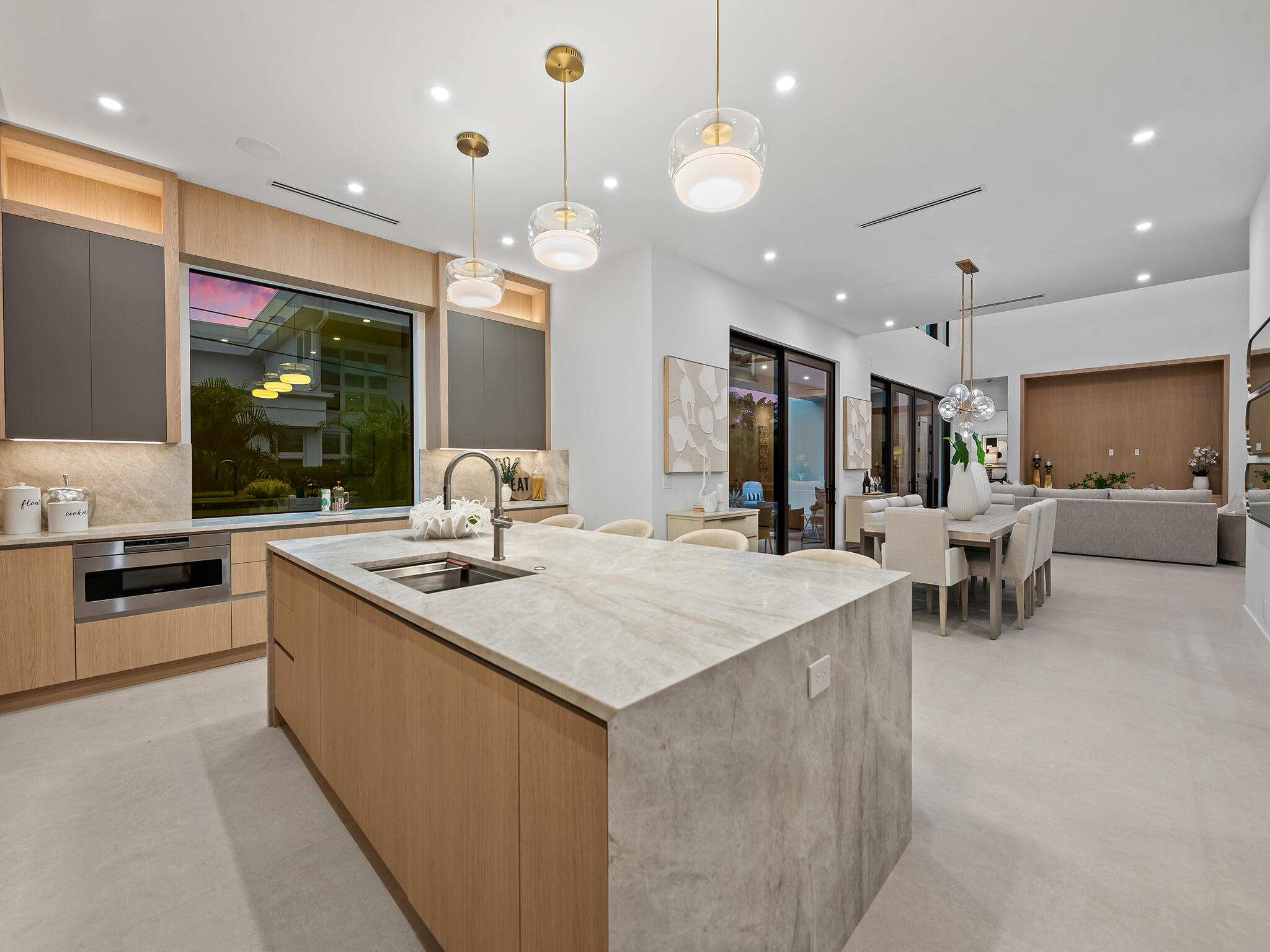 2737 NE 18th, Fort Lauderdale FL 33305