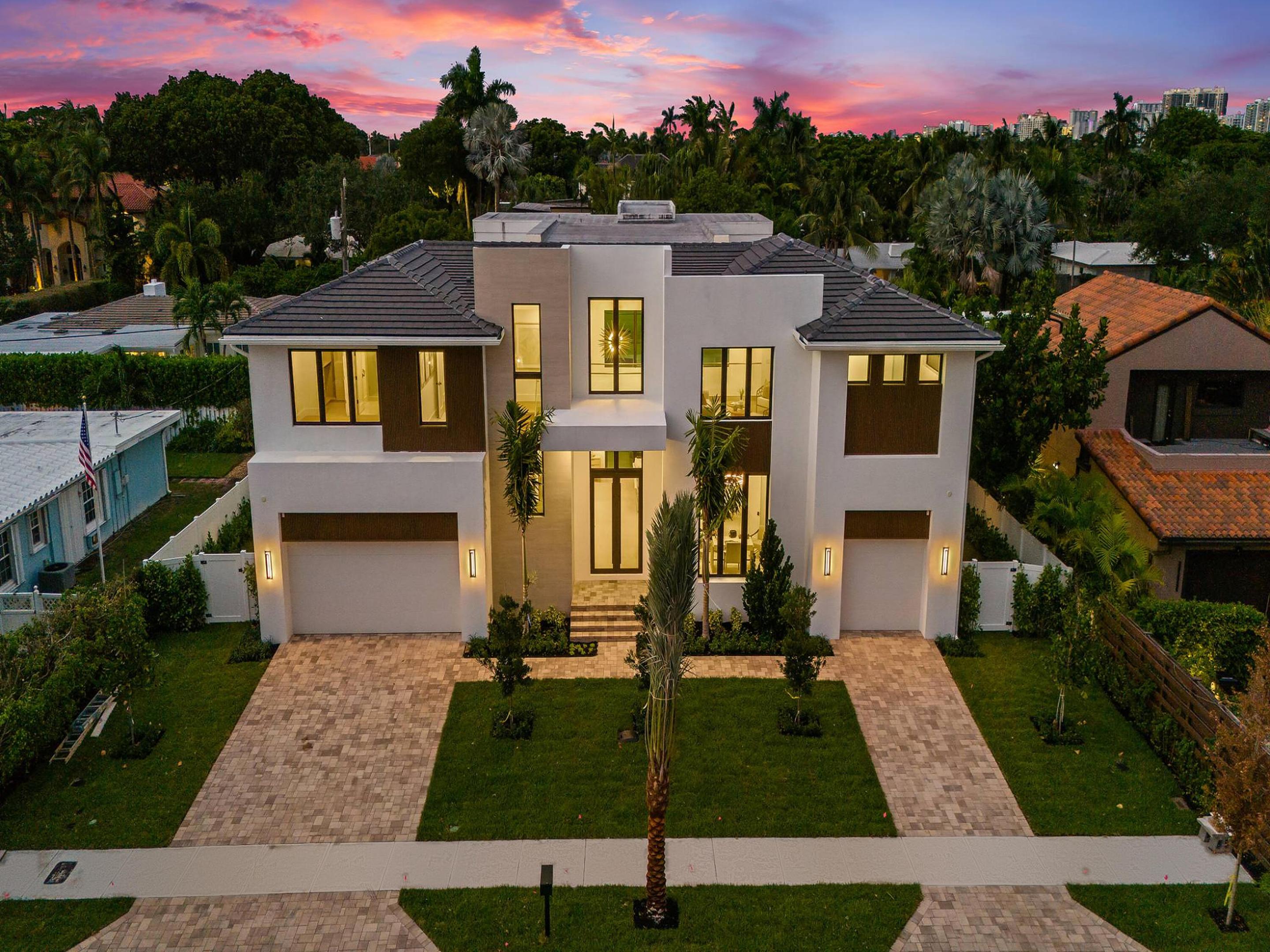 2737 NE 18th, Fort Lauderdale FL 33305
