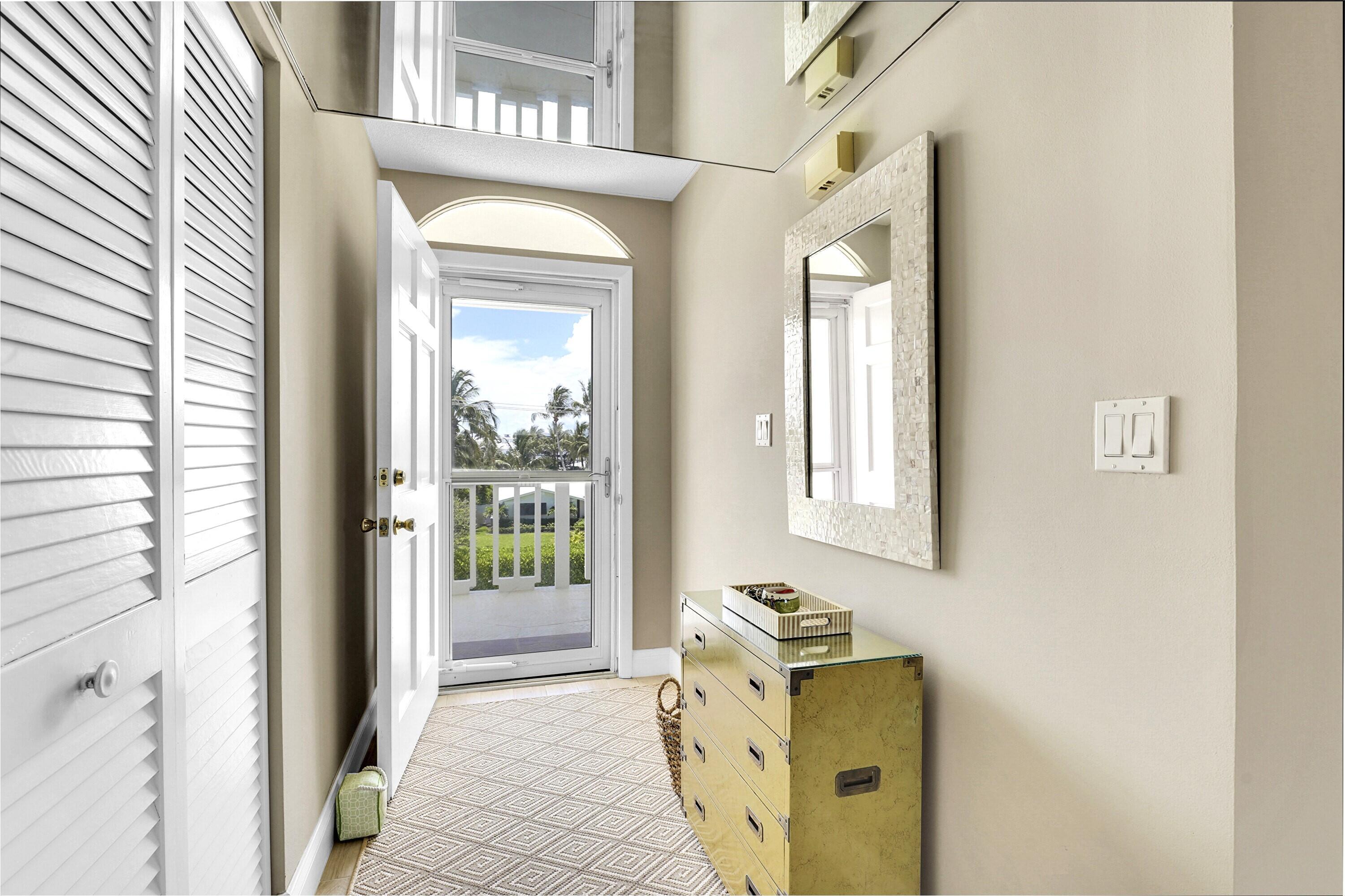 100 Waterway #E306, Tequesta FL 33469
