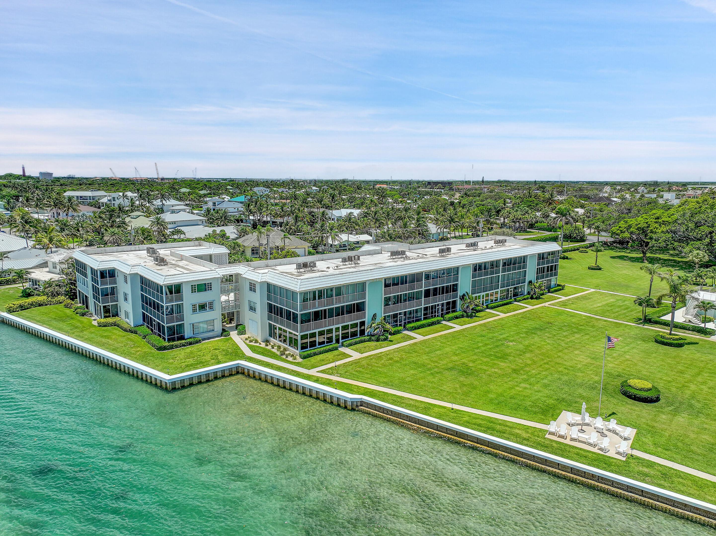 100 Waterway #E306, Tequesta FL 33469
