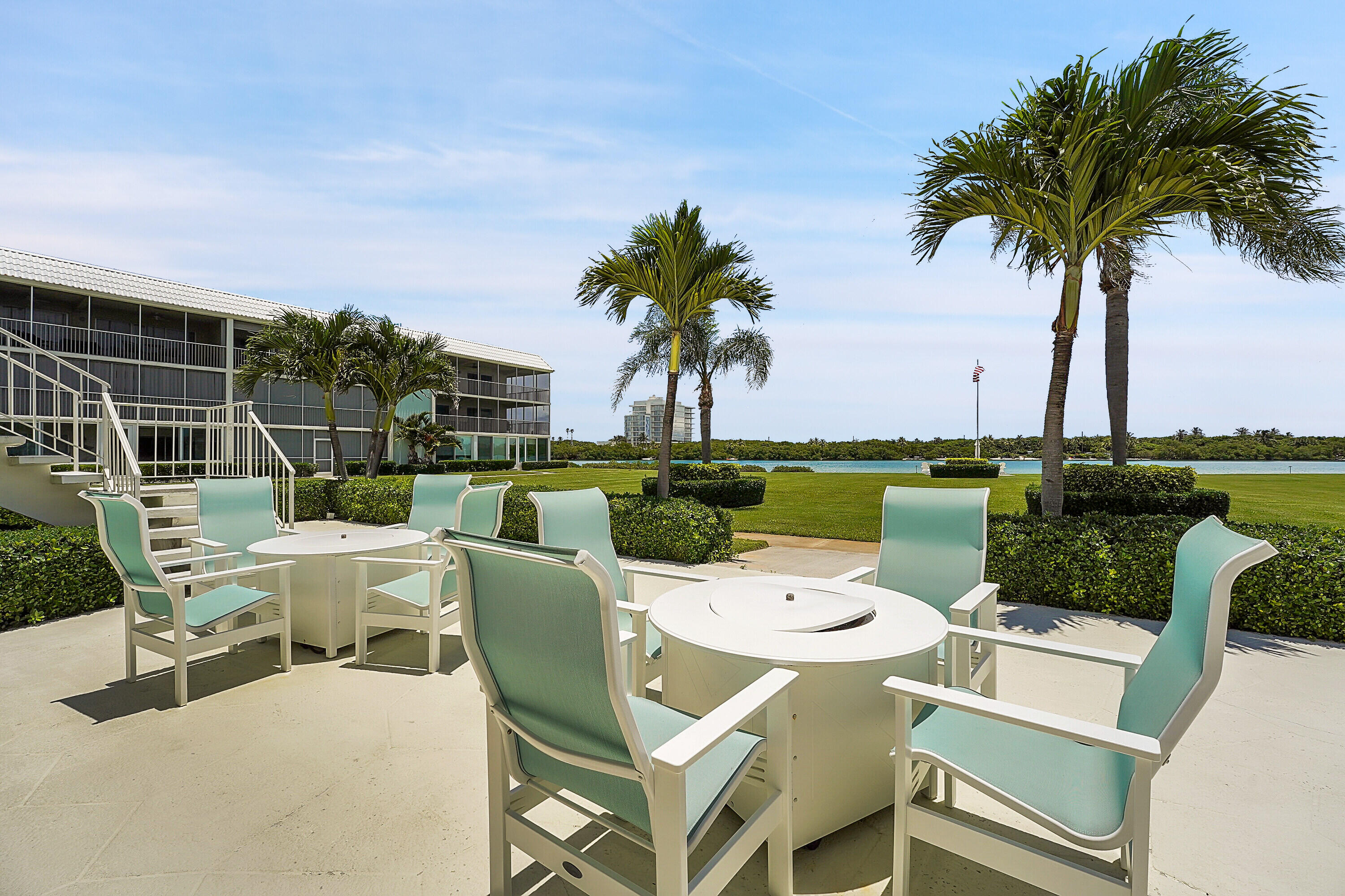 100 Waterway #E306, Tequesta FL 33469
