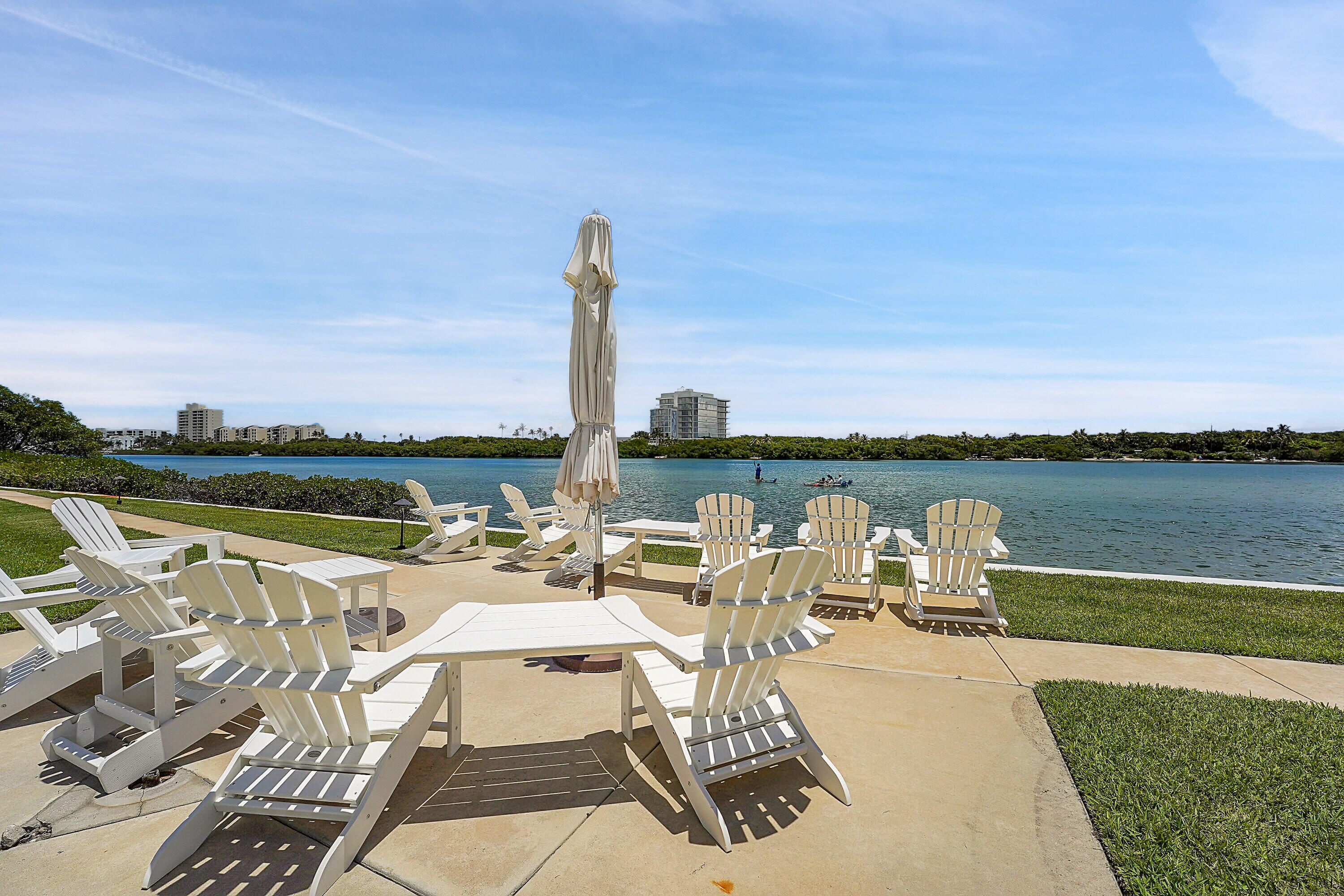 100 Waterway #E306, Tequesta FL 33469