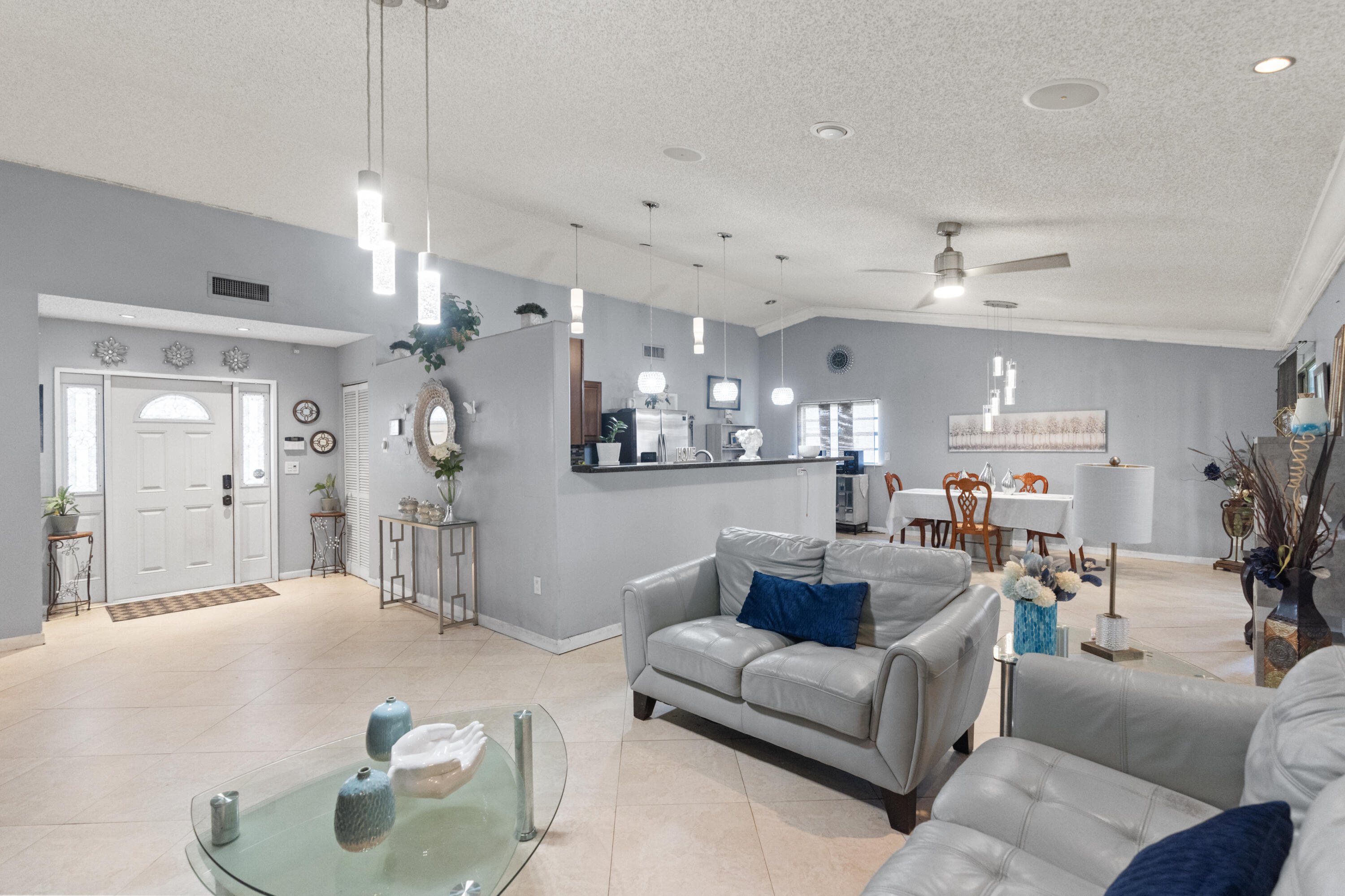 9978 Moss Pond, Boca Raton FL 33496