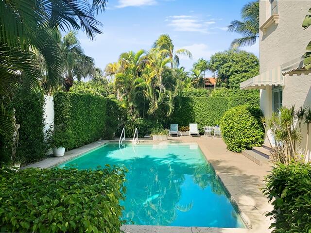 80 Middle, Palm Beach FL 33480