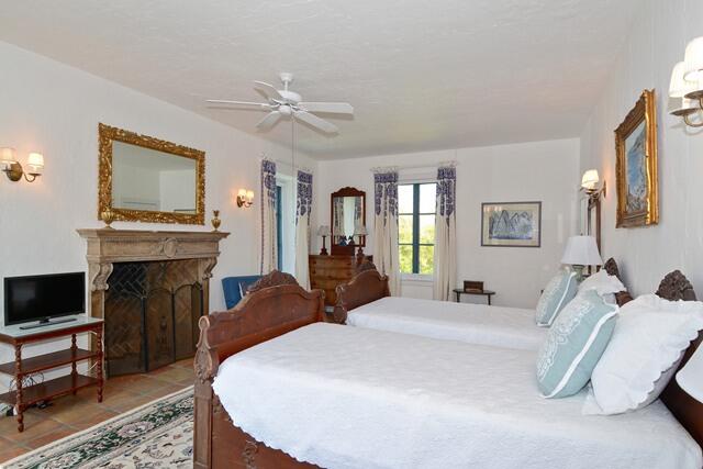 80 Middle, Palm Beach FL 33480