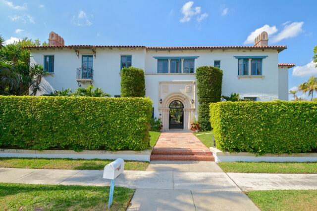 80 Middle, Palm Beach FL 33480