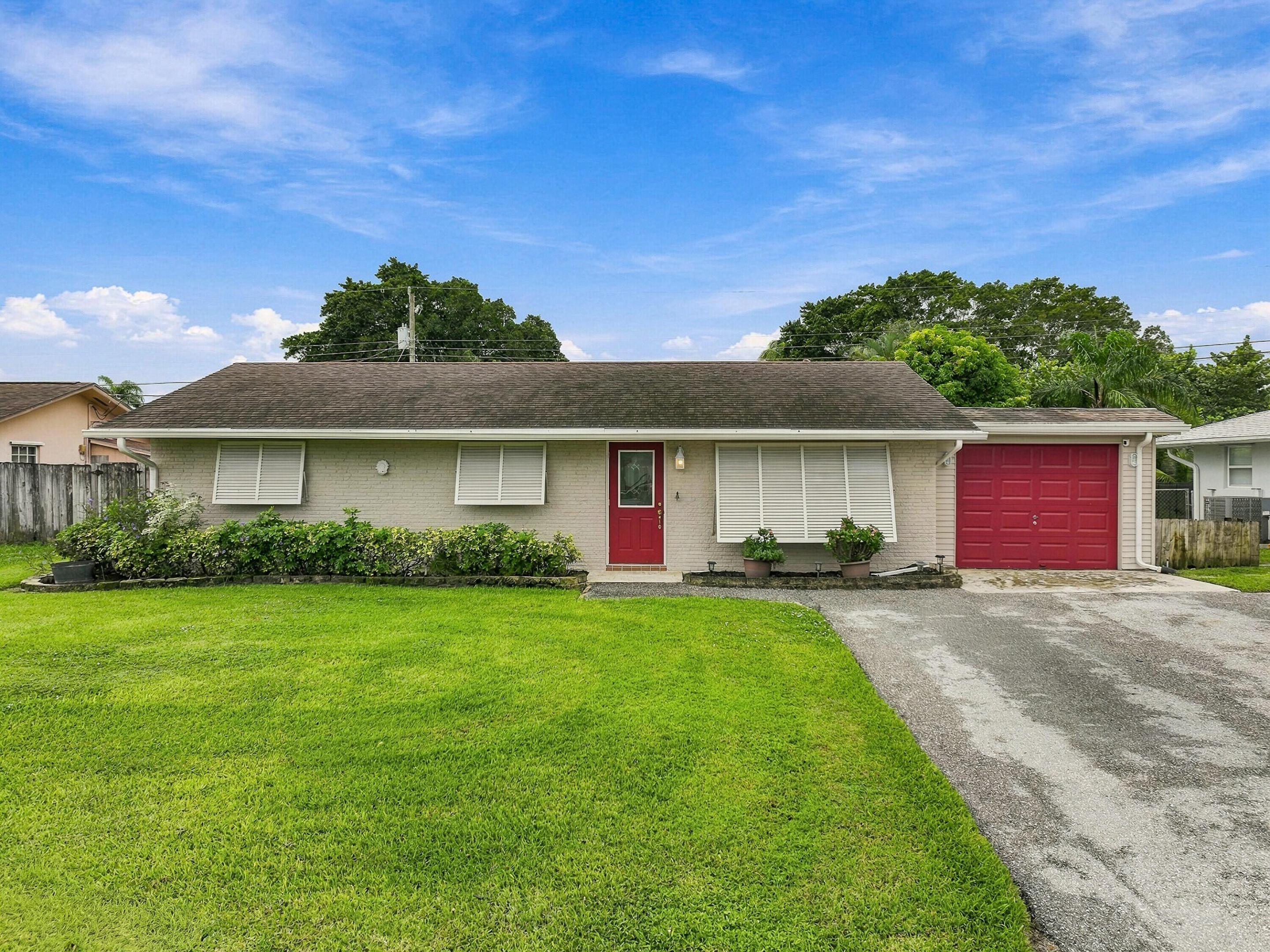 4400 Crestdale, Palm Beach Gardens FL 33410