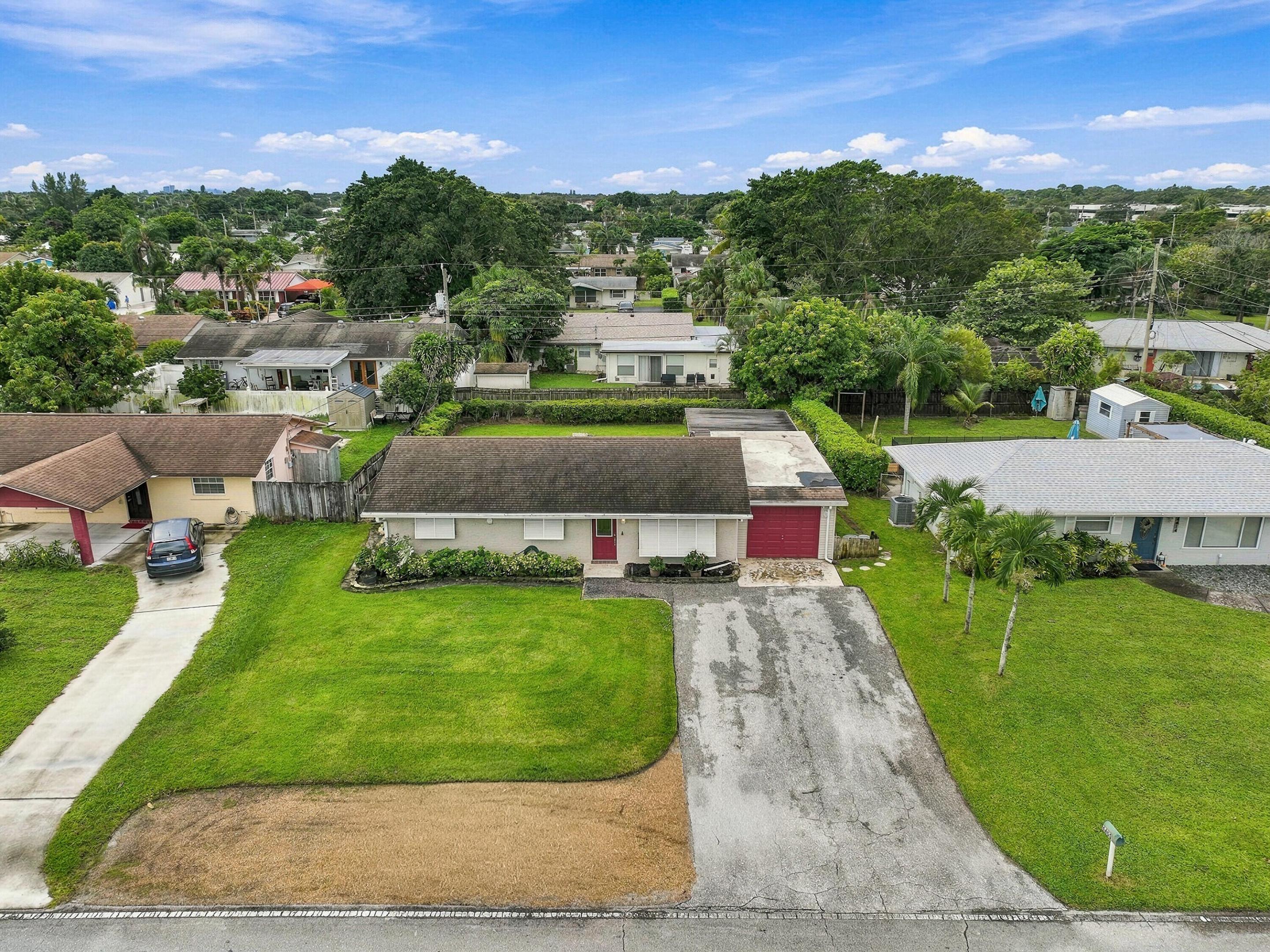 4400 Crestdale, Palm Beach Gardens FL 33410