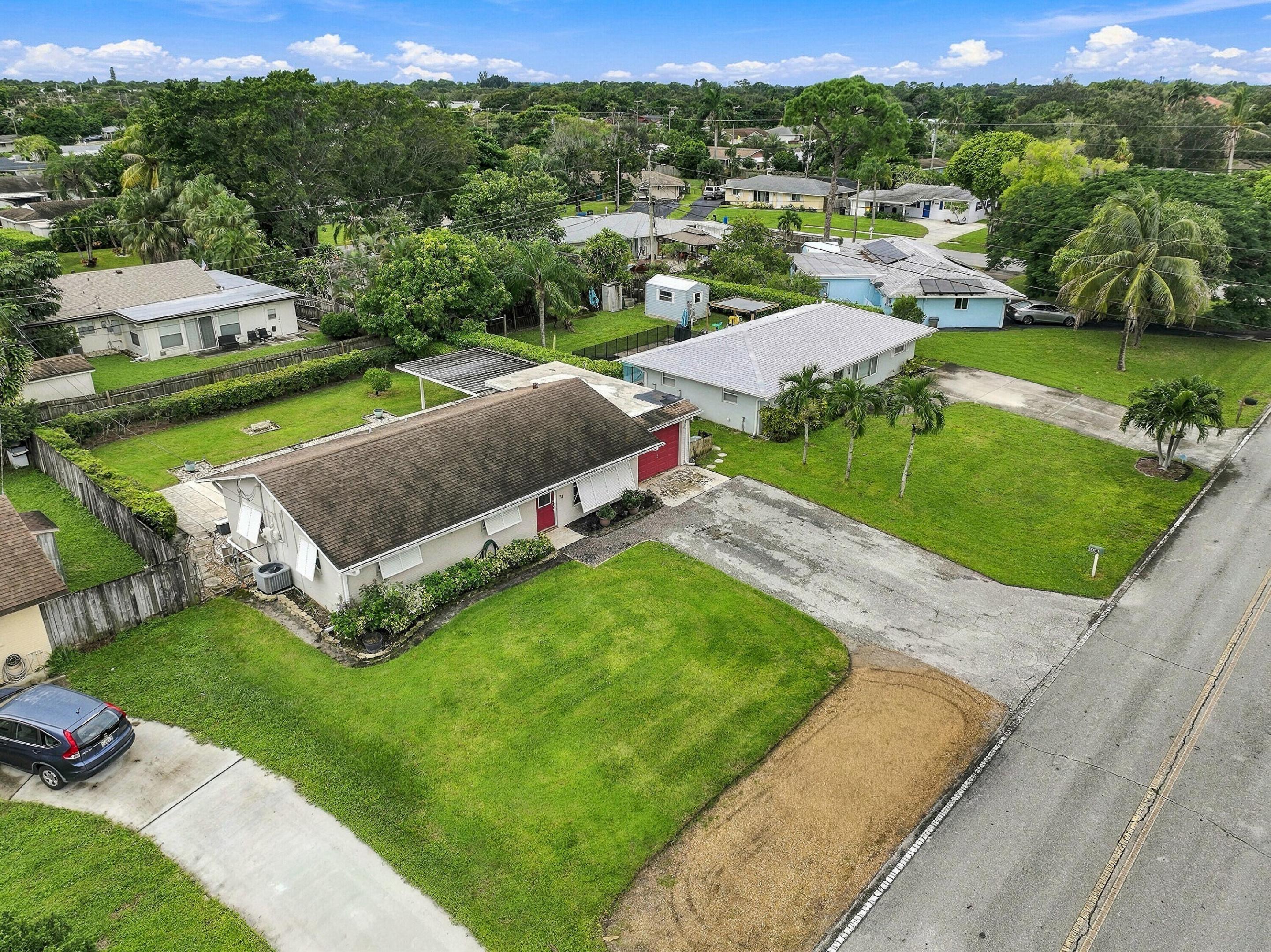4400 Crestdale, Palm Beach Gardens FL 33410