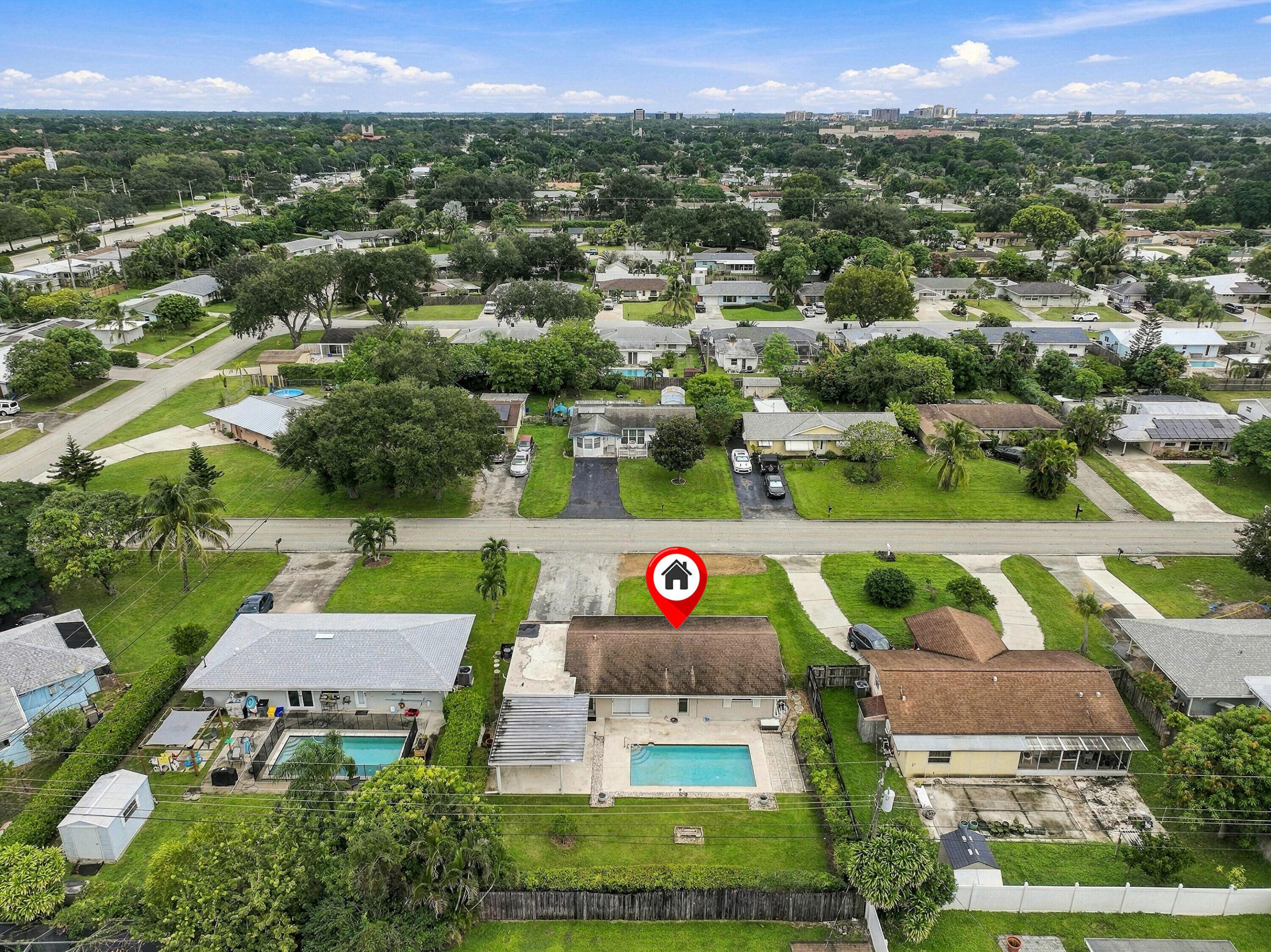 4400 Crestdale, Palm Beach Gardens FL 33410