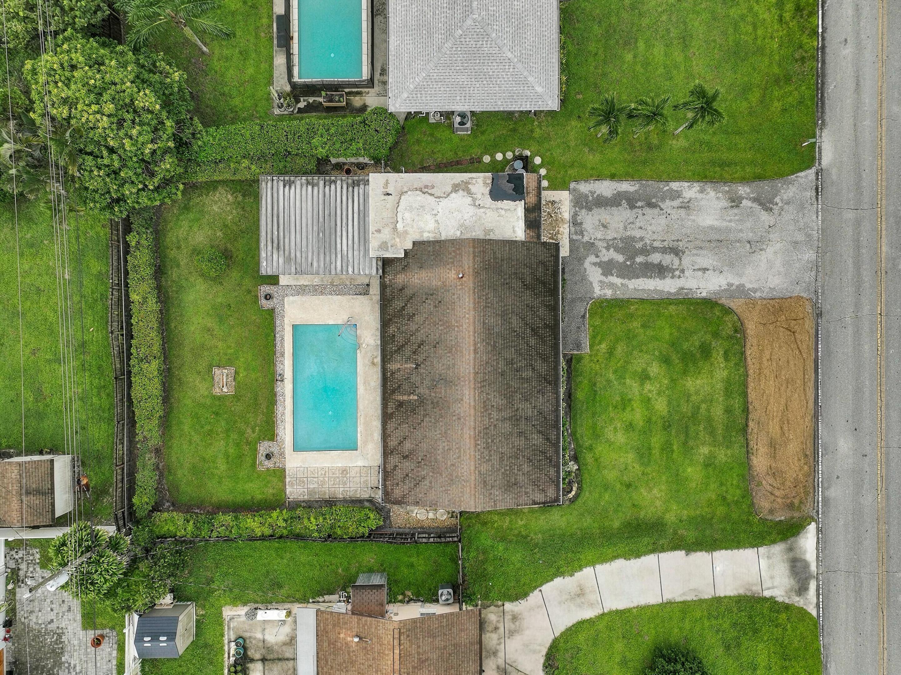 4400 Crestdale, Palm Beach Gardens FL 33410