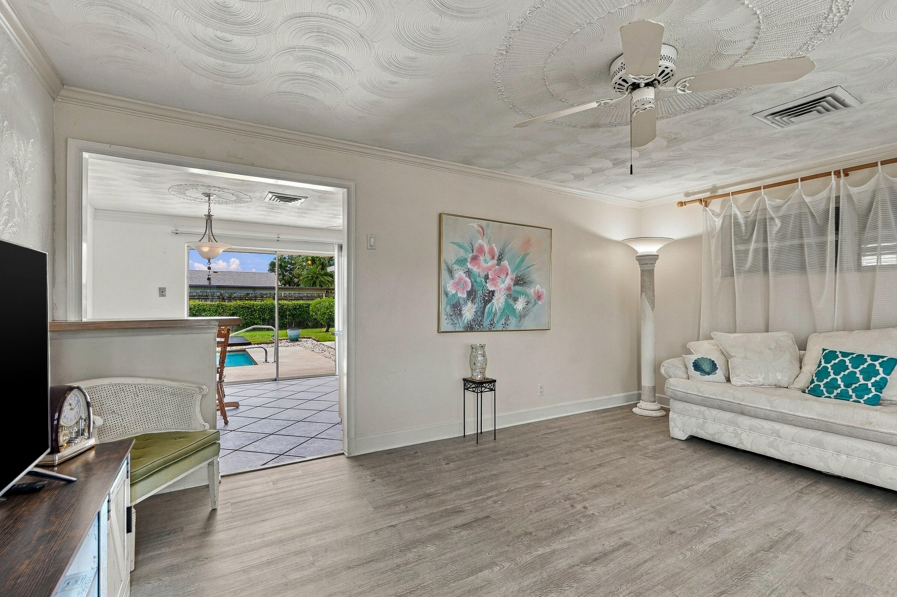 4400 Crestdale, Palm Beach Gardens FL 33410