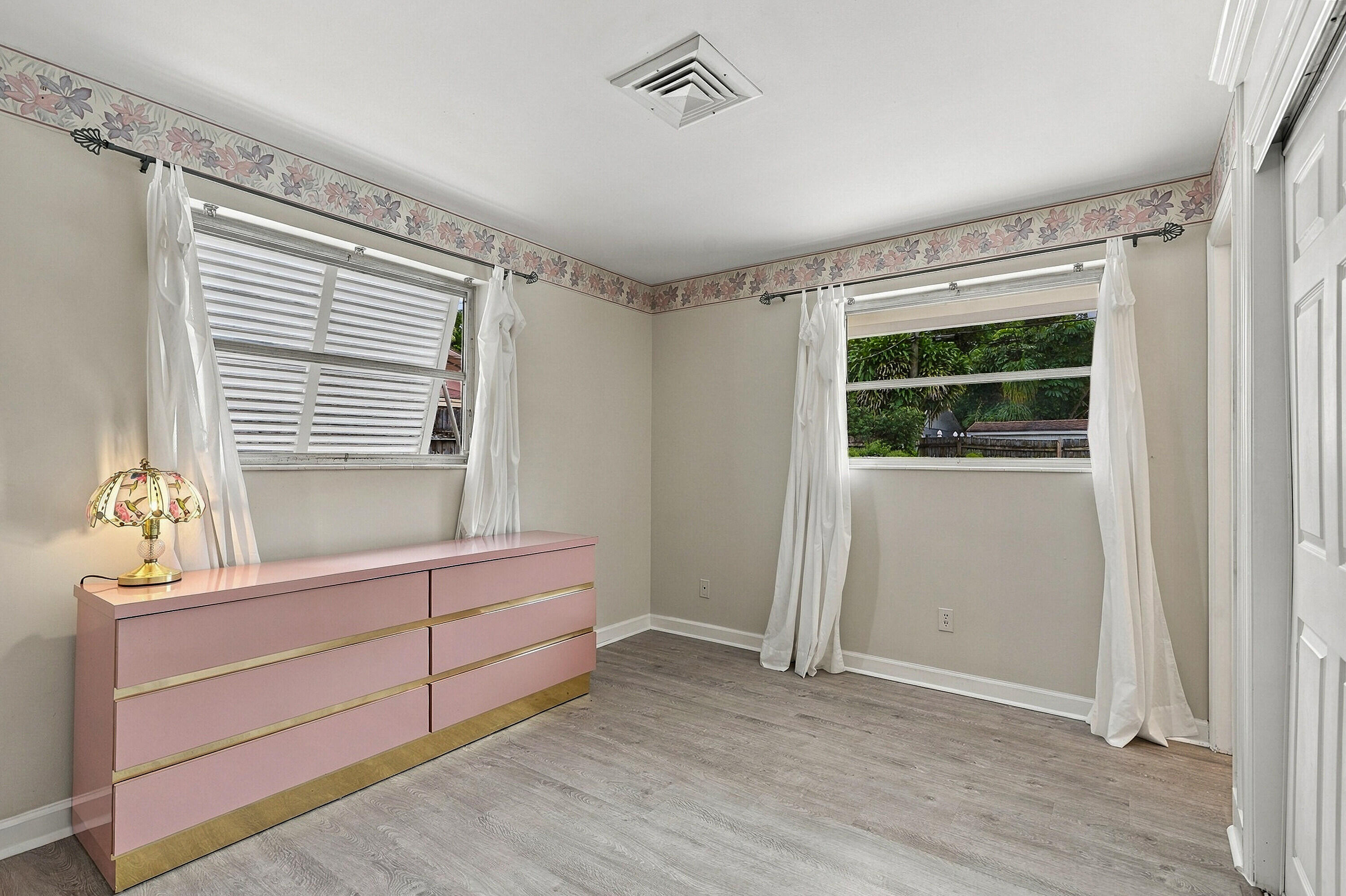 4400 Crestdale, Palm Beach Gardens FL 33410
