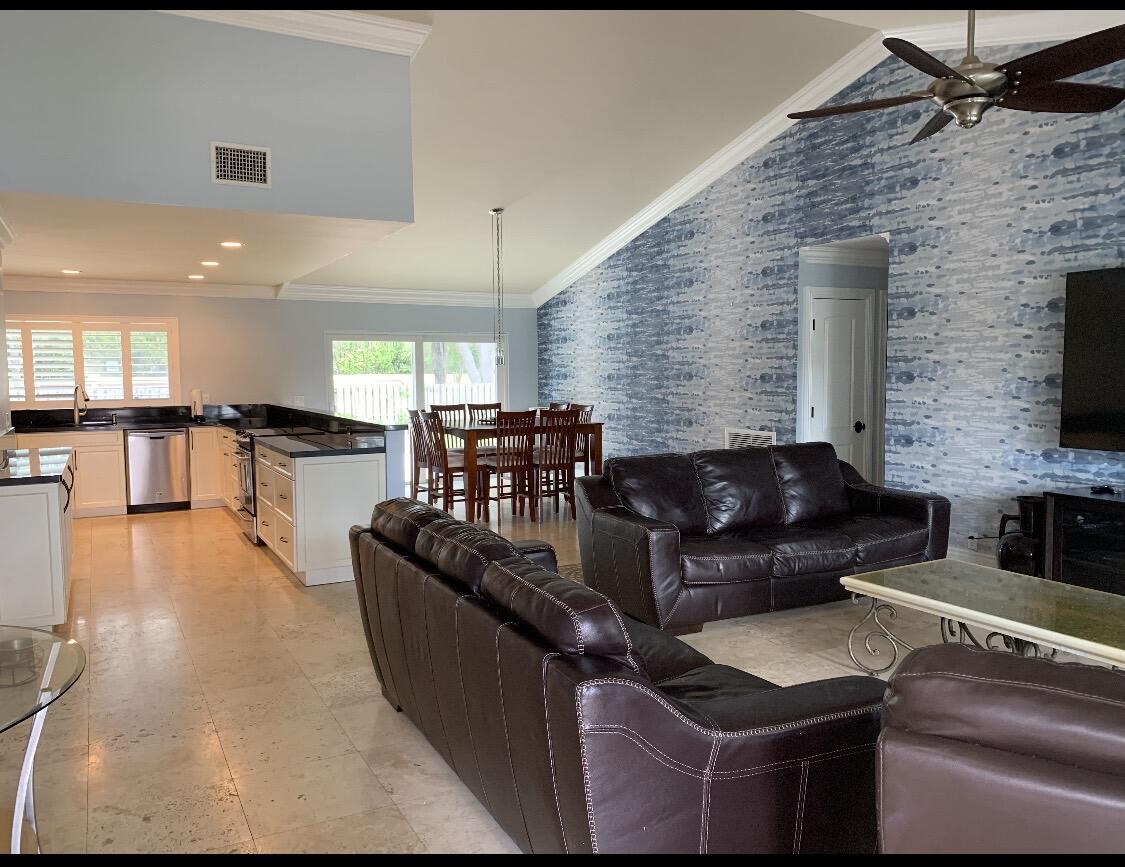 4885 Sugar Pine, Boca Raton FL 33487