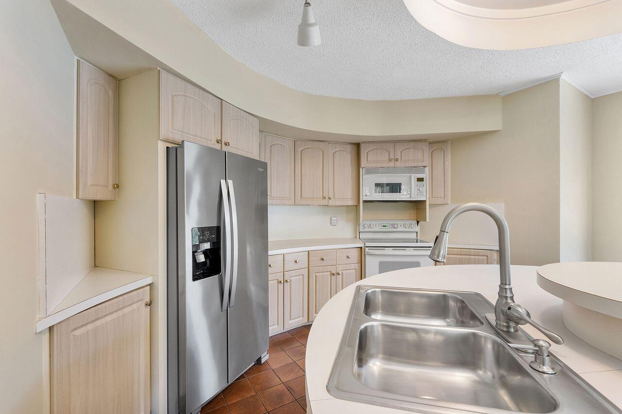 1350 W TERRA MAR, Pompano Beach FL 33062
