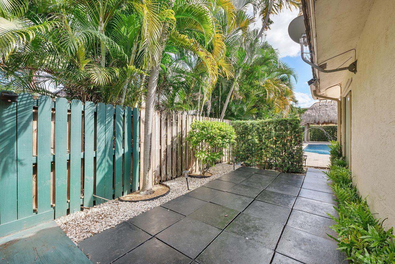 1350 W TERRA MAR, Pompano Beach FL 33062