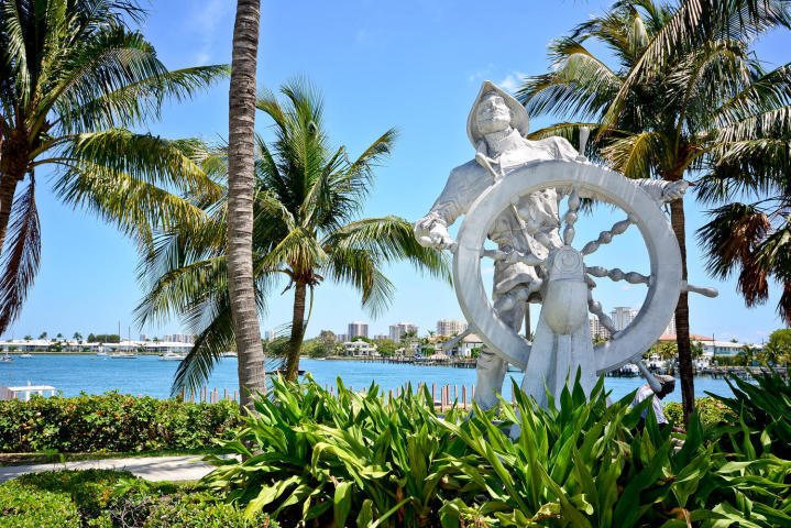 1150 EMERALD, Singer Island FL 33404