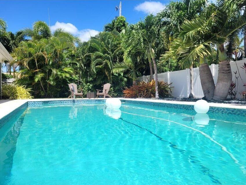 1150 EMERALD, Singer Island FL 33404