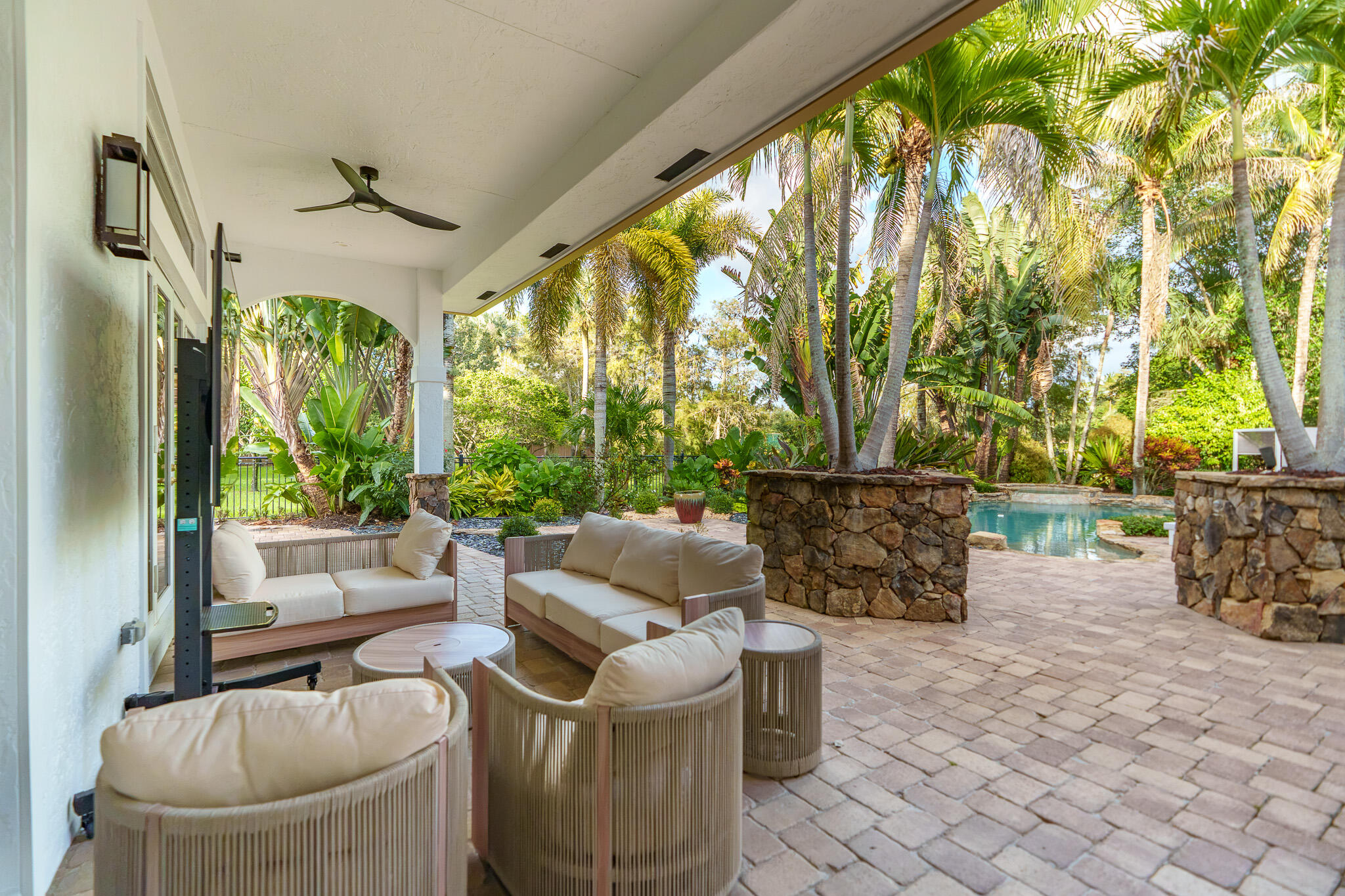 14623 HALTER, Wellington FL 33414
