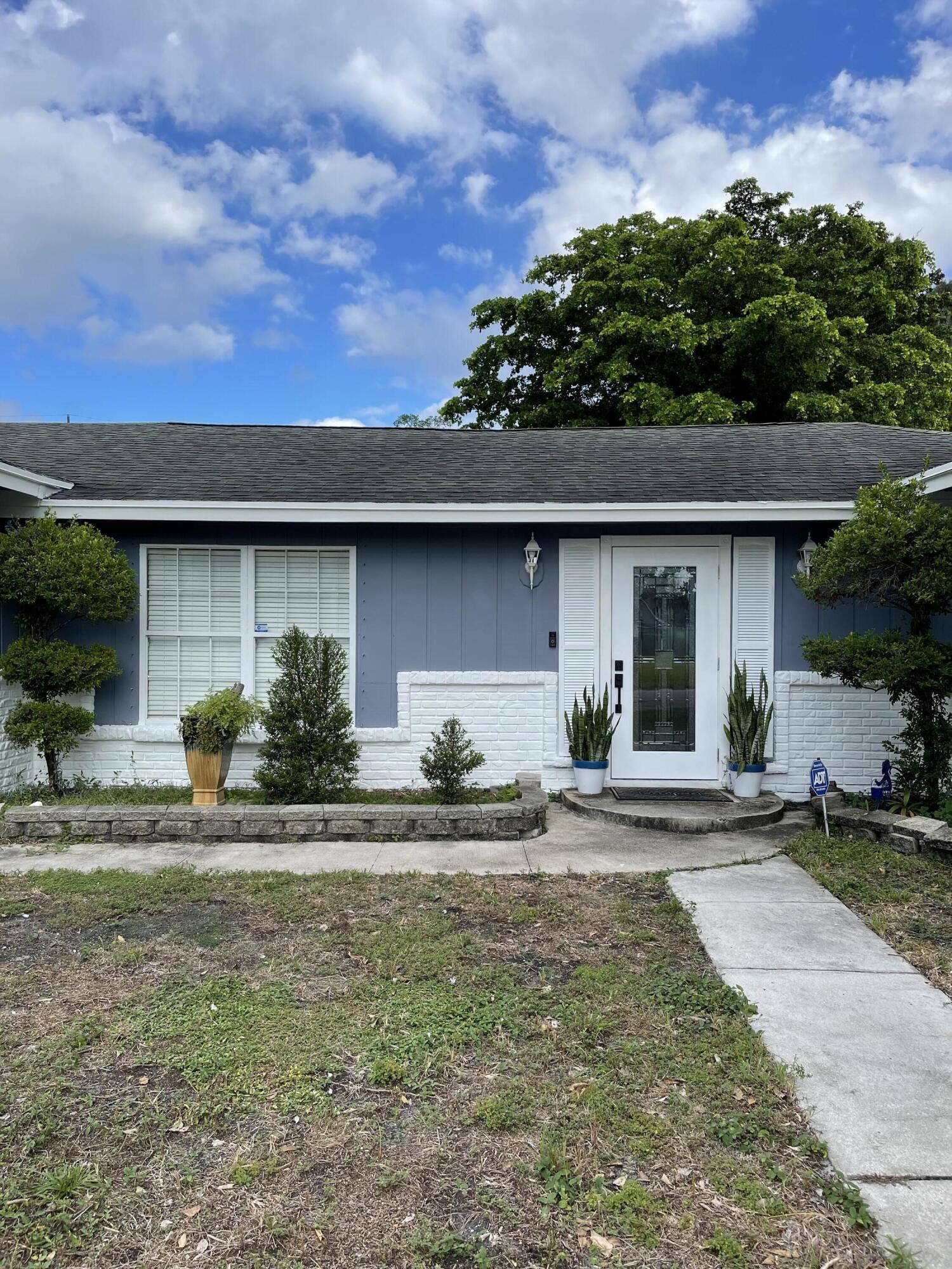 3932 CORRIGAN, Palm Springs FL 33461