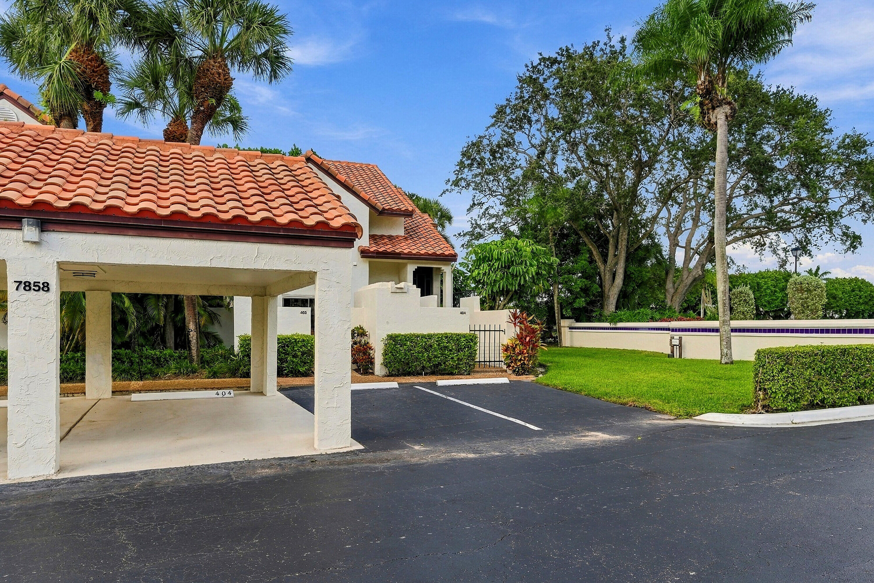 7858 GRANADA #404, Boca Raton FL 33433