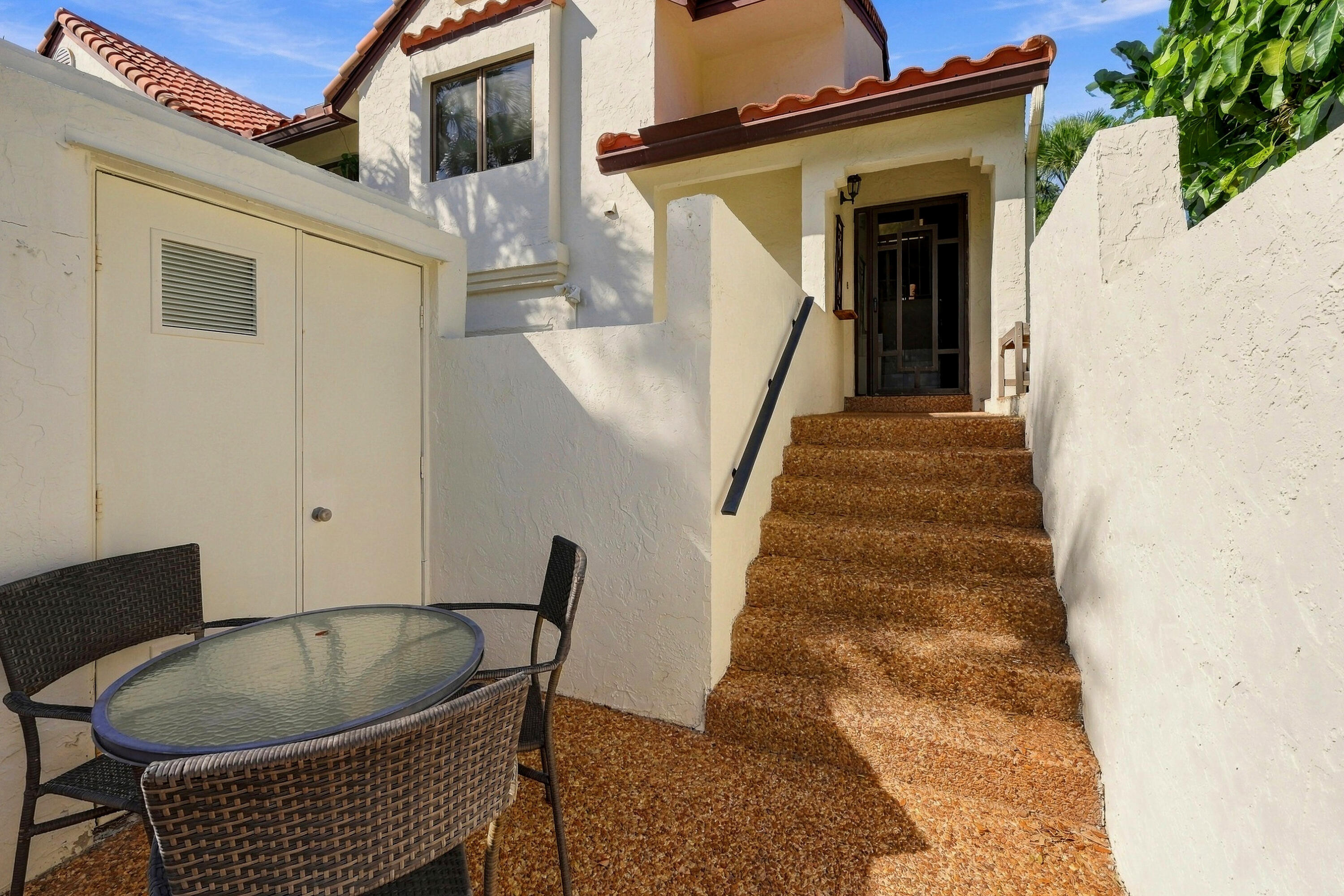 7858 GRANADA #404, Boca Raton FL 33433