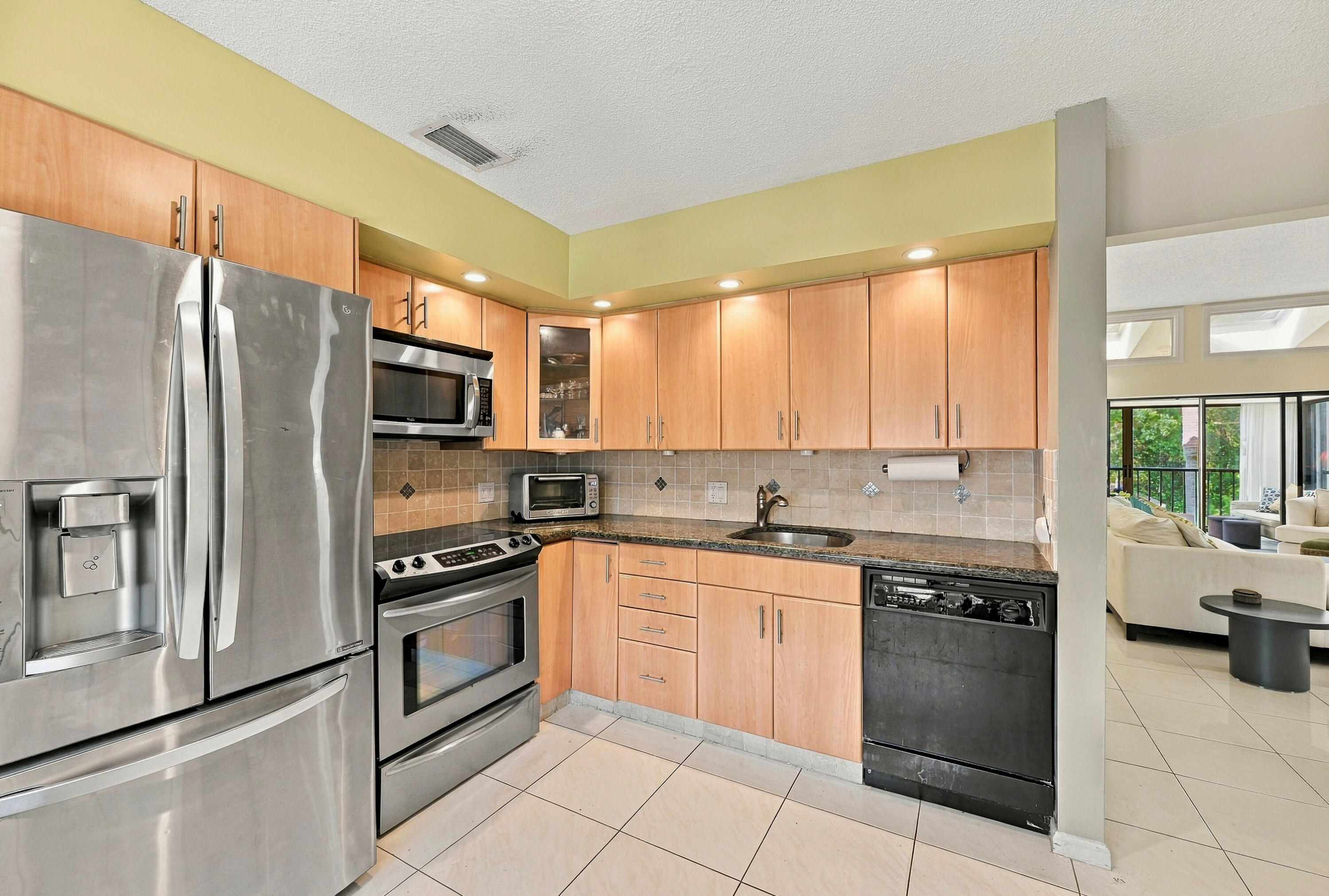 7858 GRANADA #404, Boca Raton FL 33433