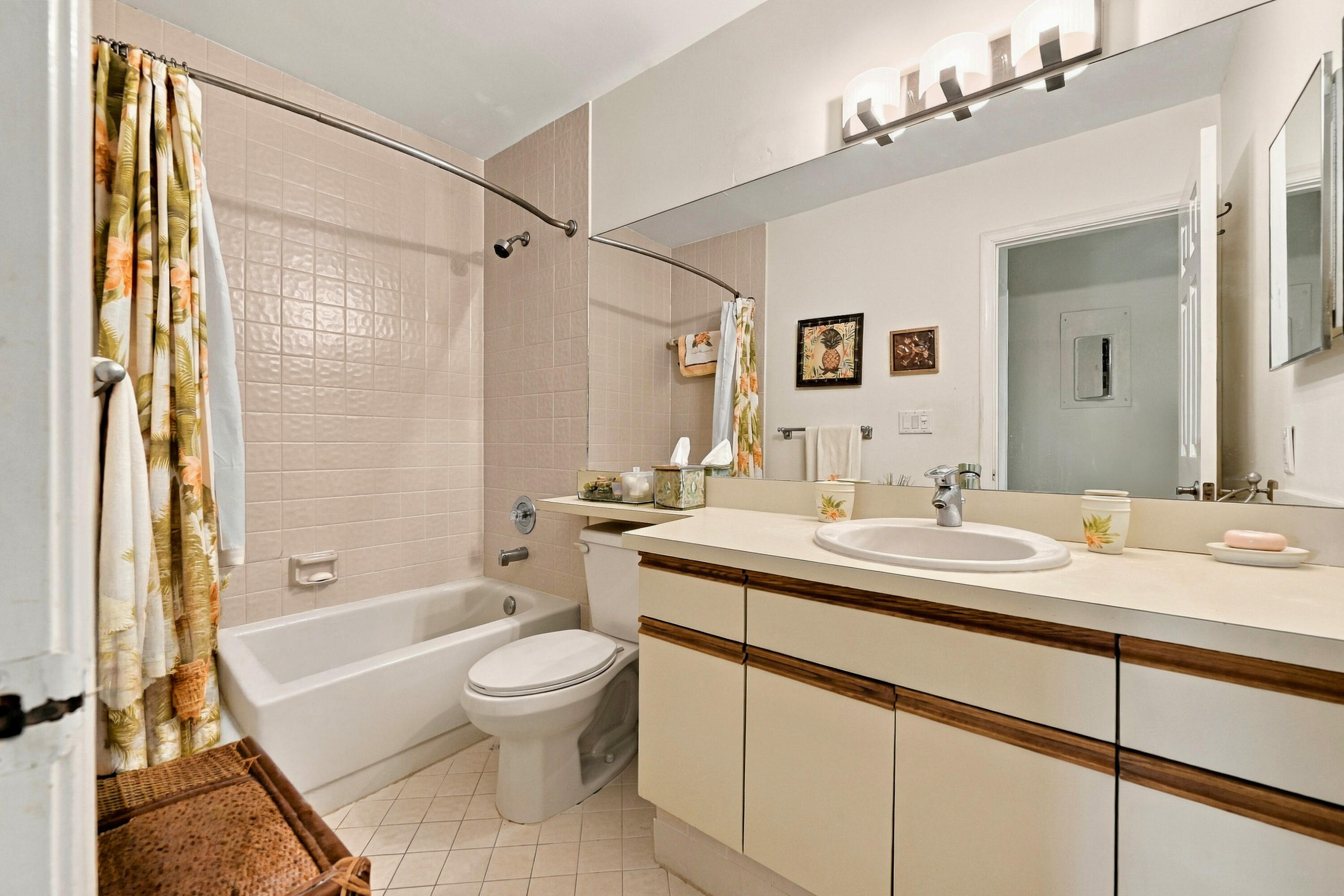 7858 GRANADA #404, Boca Raton FL 33433