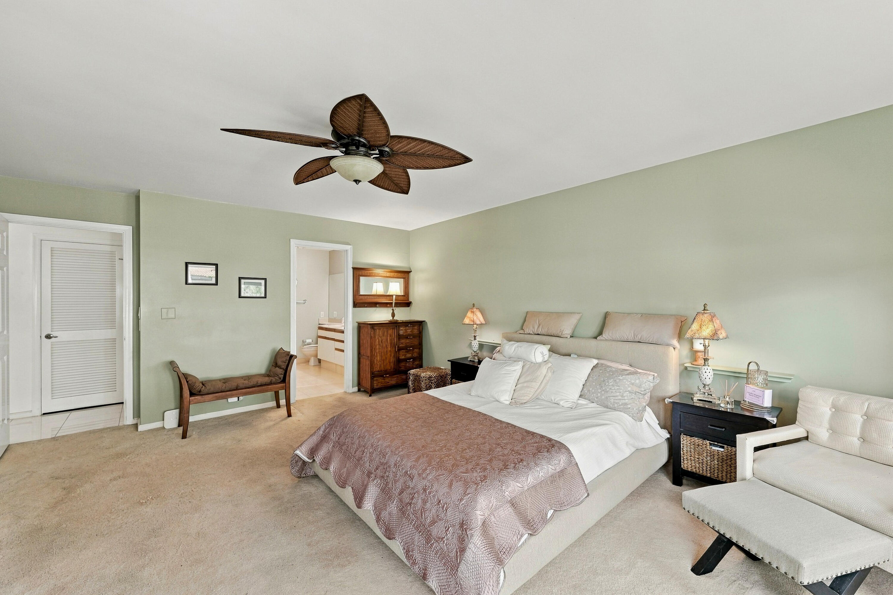 7858 GRANADA #404, Boca Raton FL 33433