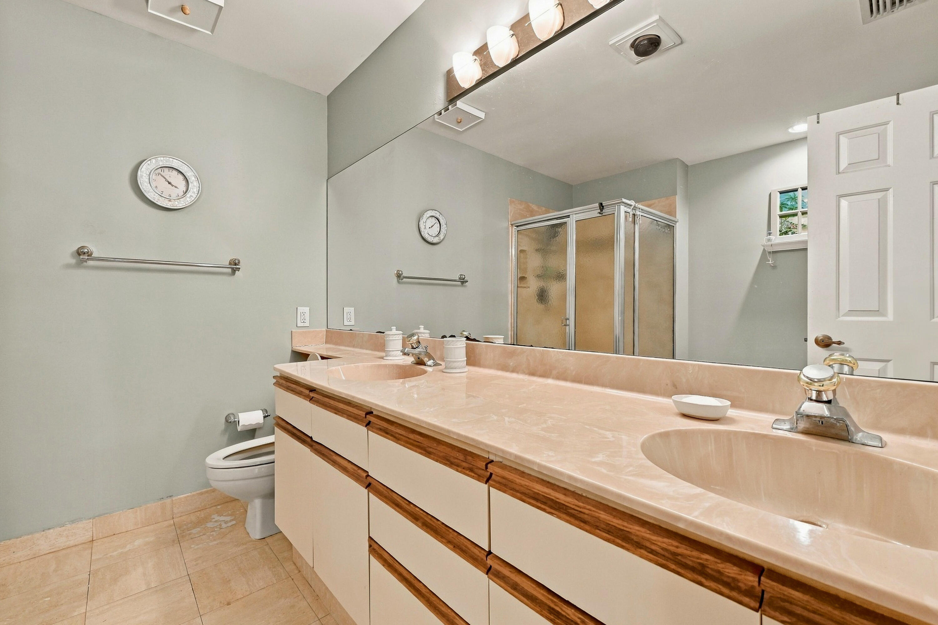 7858 GRANADA #404, Boca Raton FL 33433