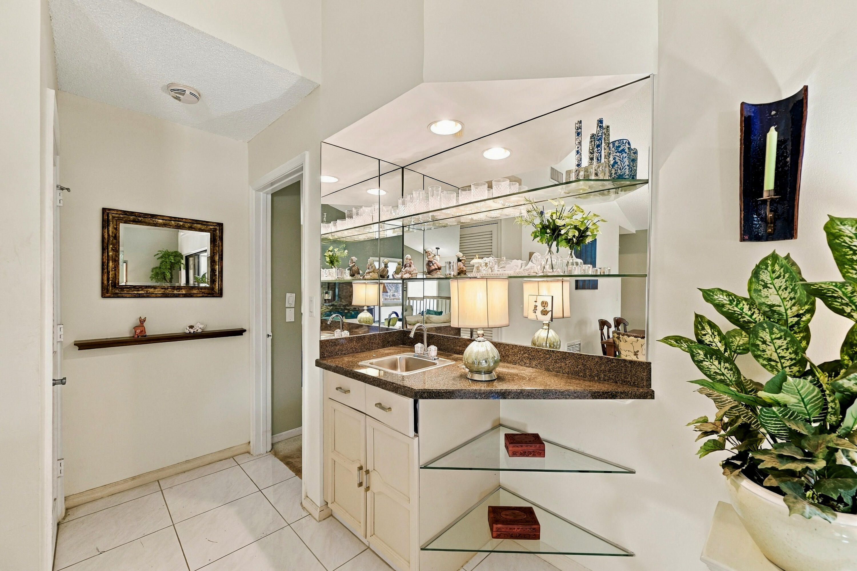 7858 GRANADA #404, Boca Raton FL 33433