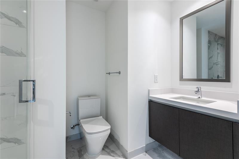 851 NE 1st #1912, Miami FL 33132