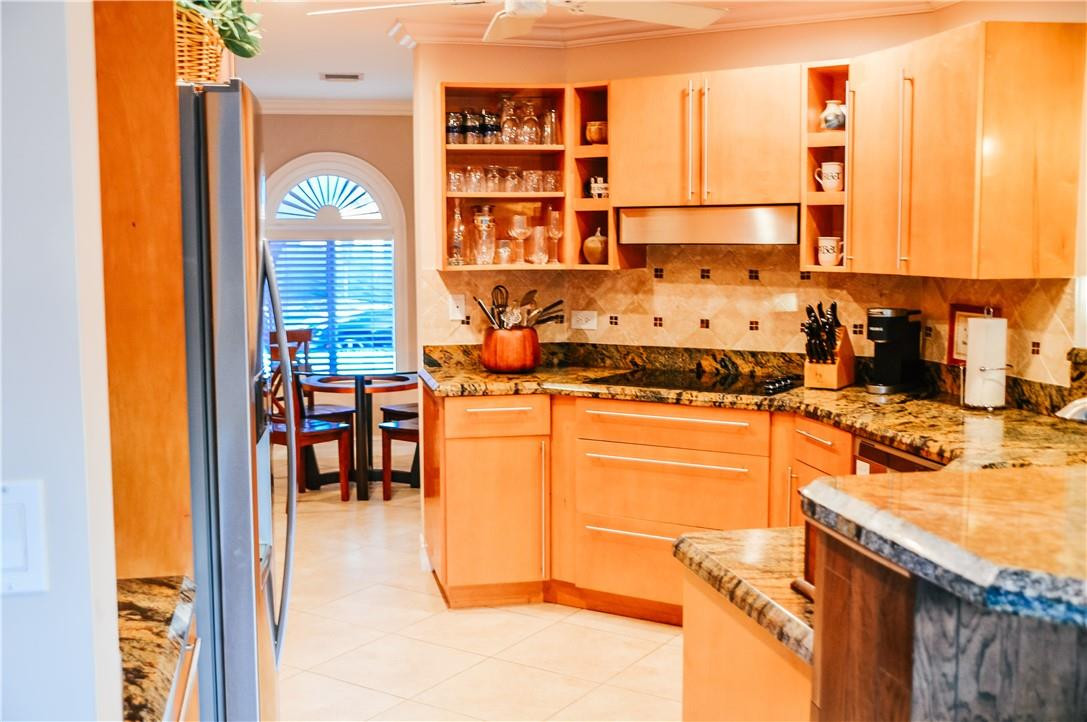 5051 NE 24th, Lighthouse Point FL 33064