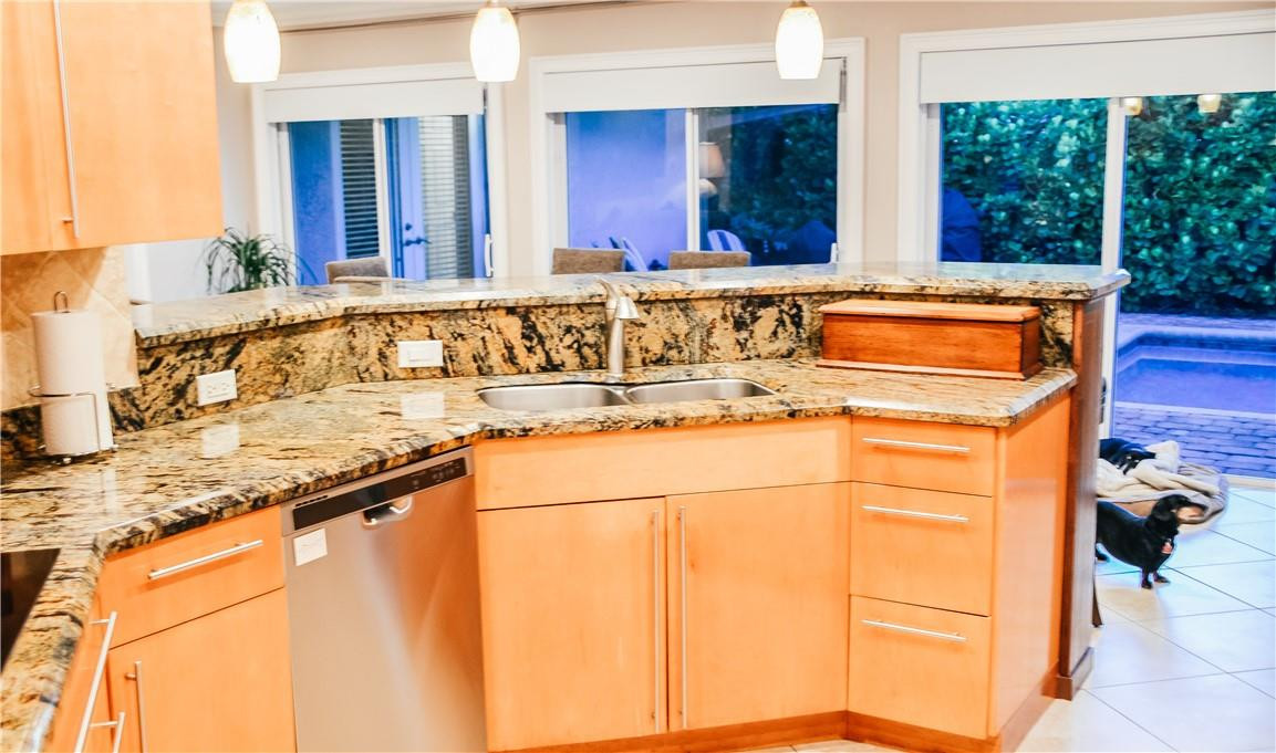 5051 NE 24th, Lighthouse Point FL 33064