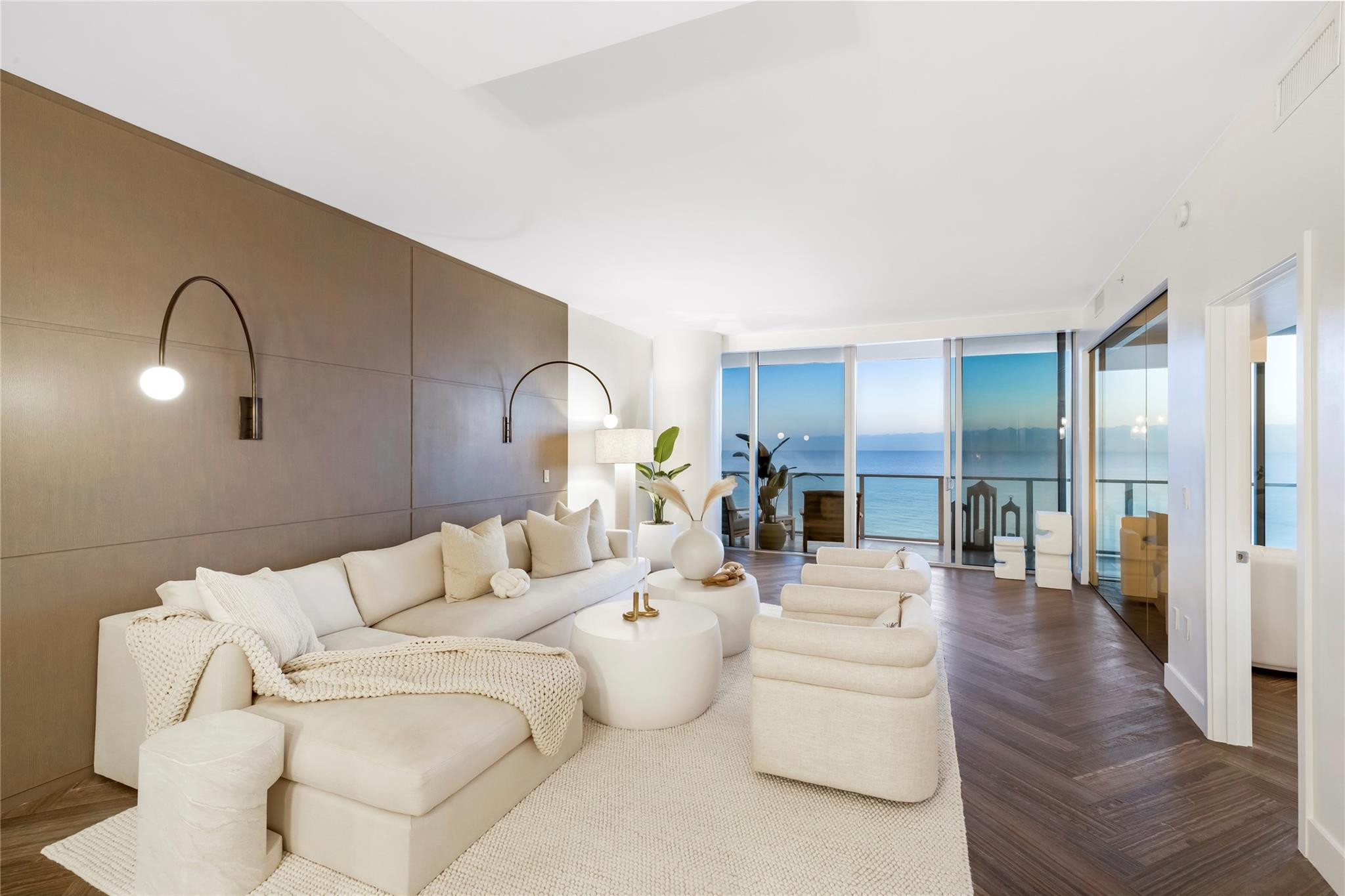 2200 N Ocean #S903, Fort Lauderdale FL 33305
