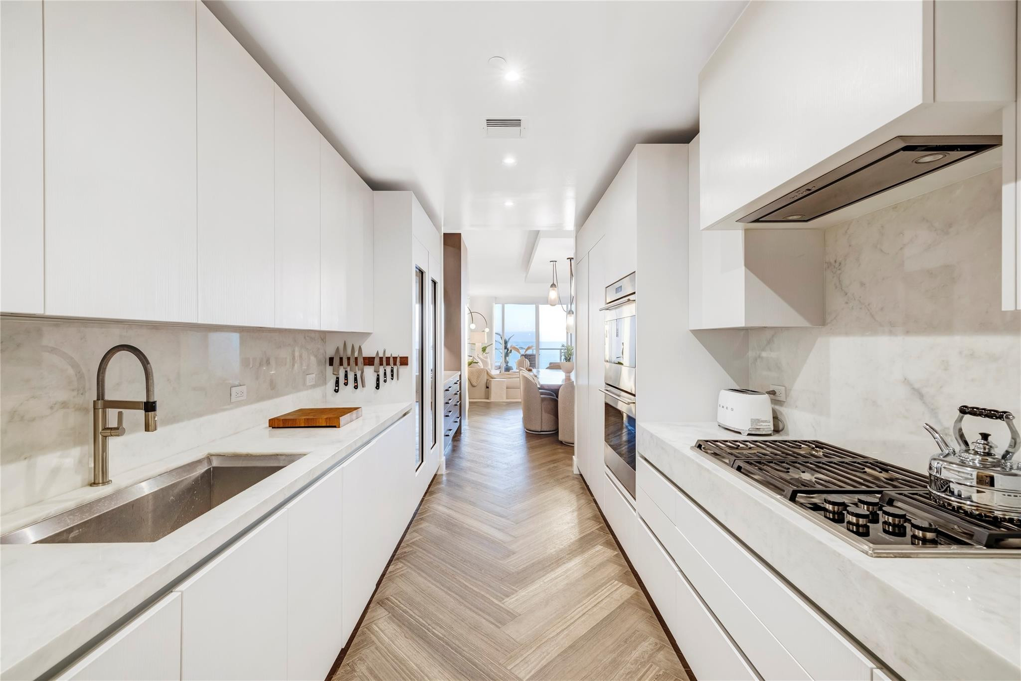 2200 N Ocean #S903, Fort Lauderdale FL 33305