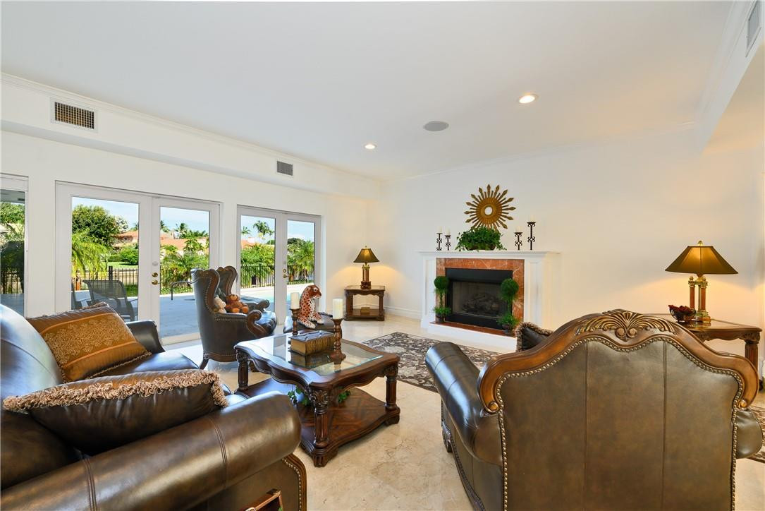 2 Compass, Fort Lauderdale FL 33308