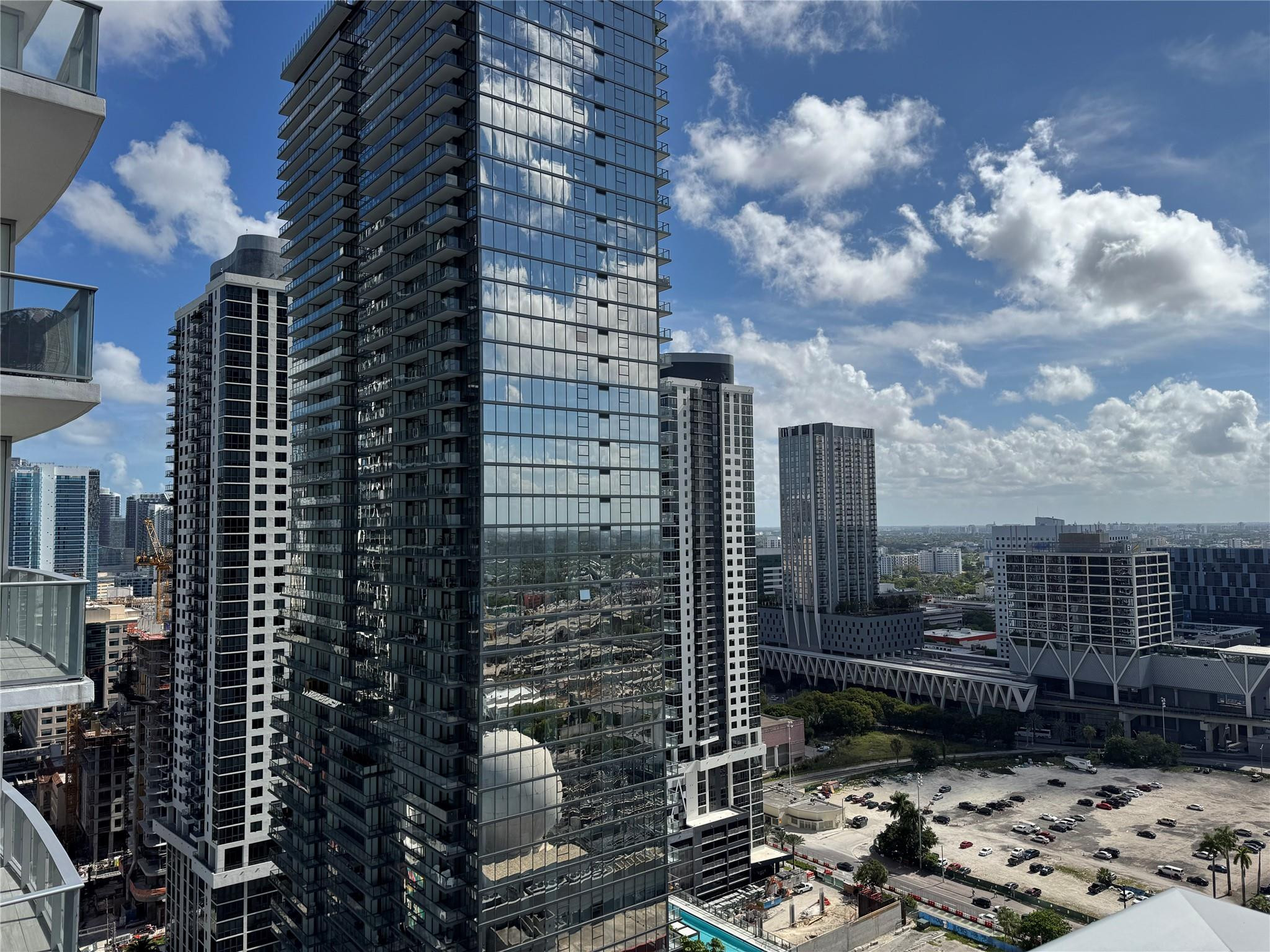 851 NE 1st #2606, Miami FL 33132
