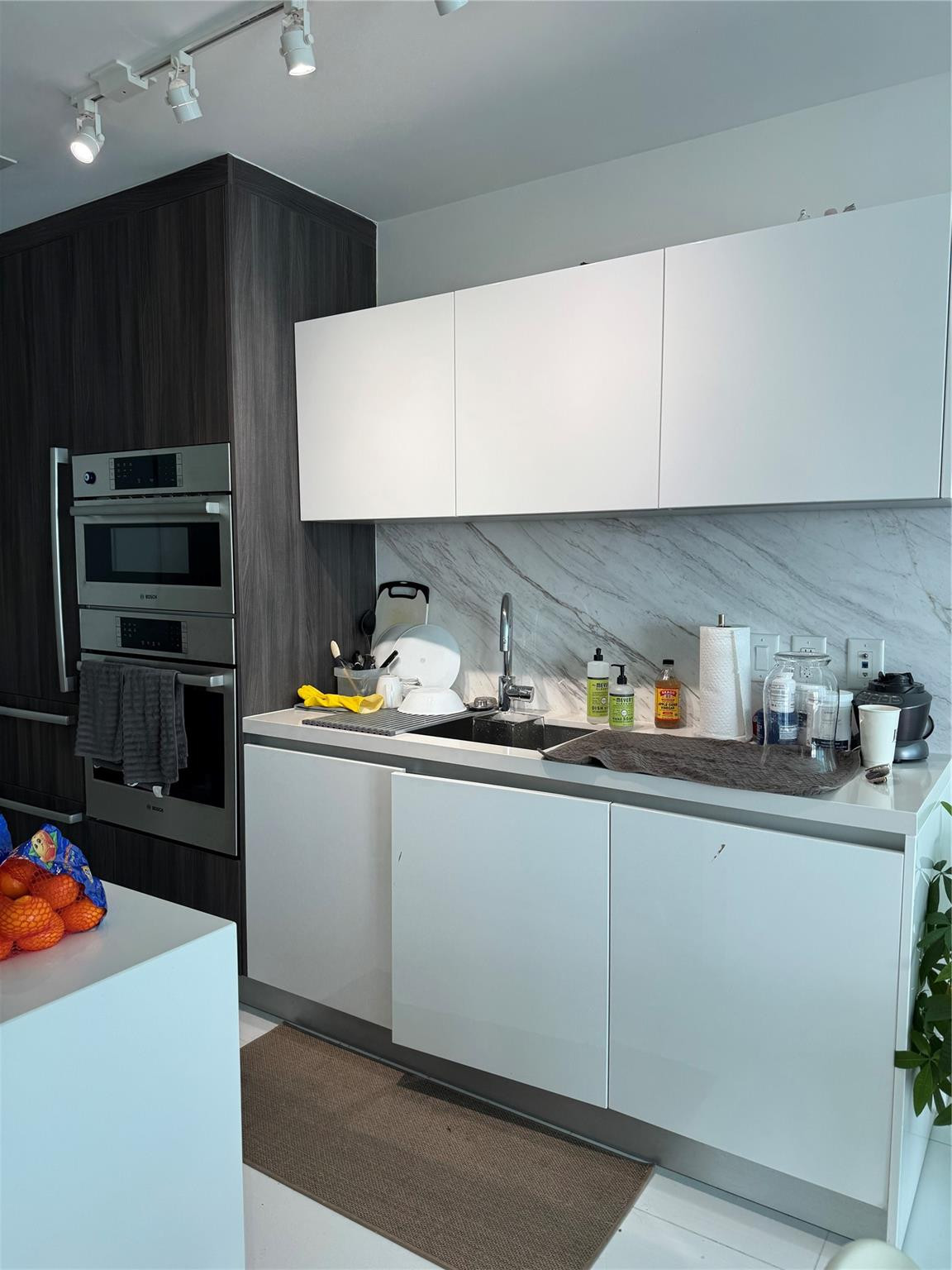 851 NE 1st #2606, Miami FL 33132