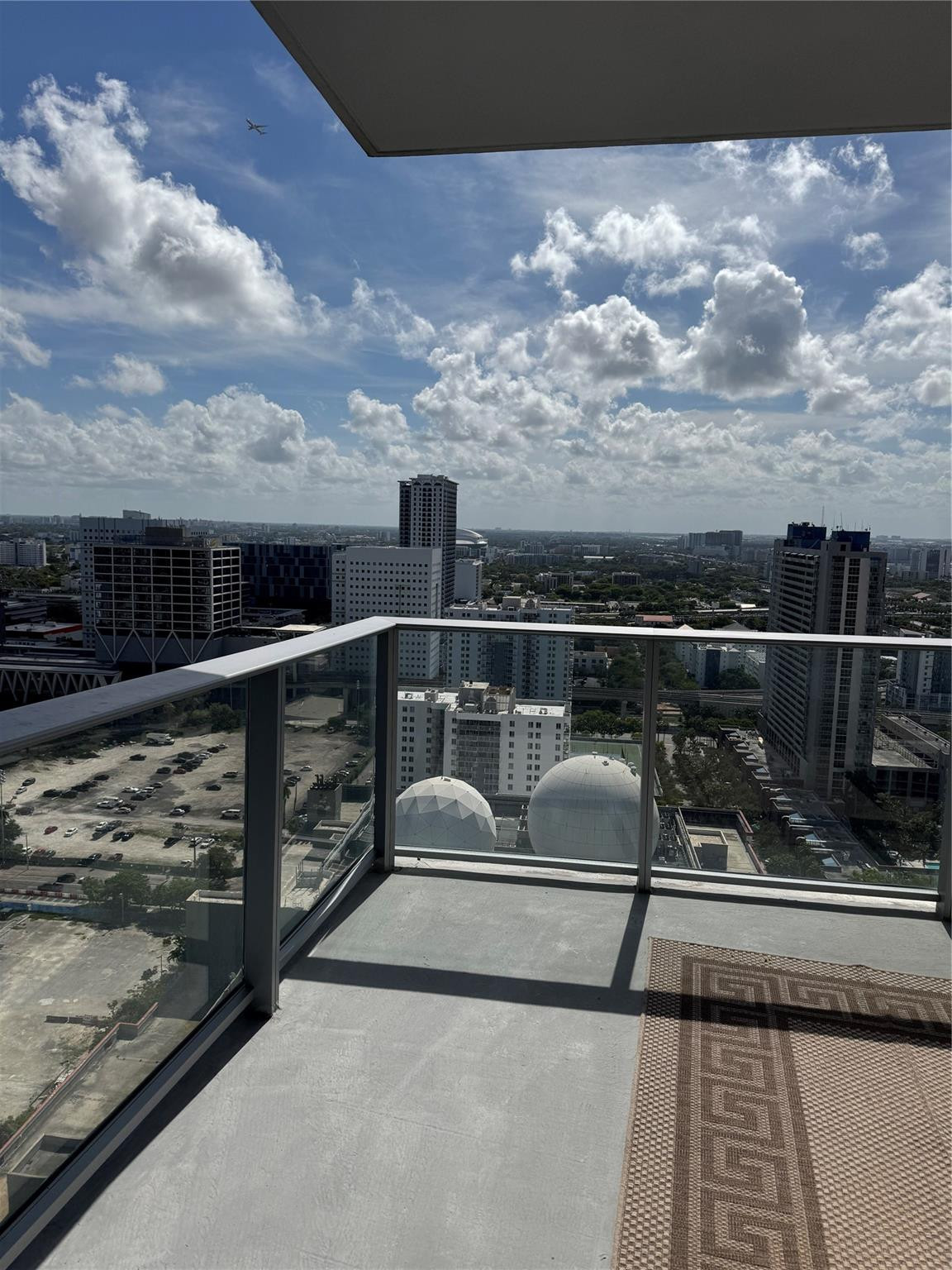 851 NE 1st #2606, Miami FL 33132