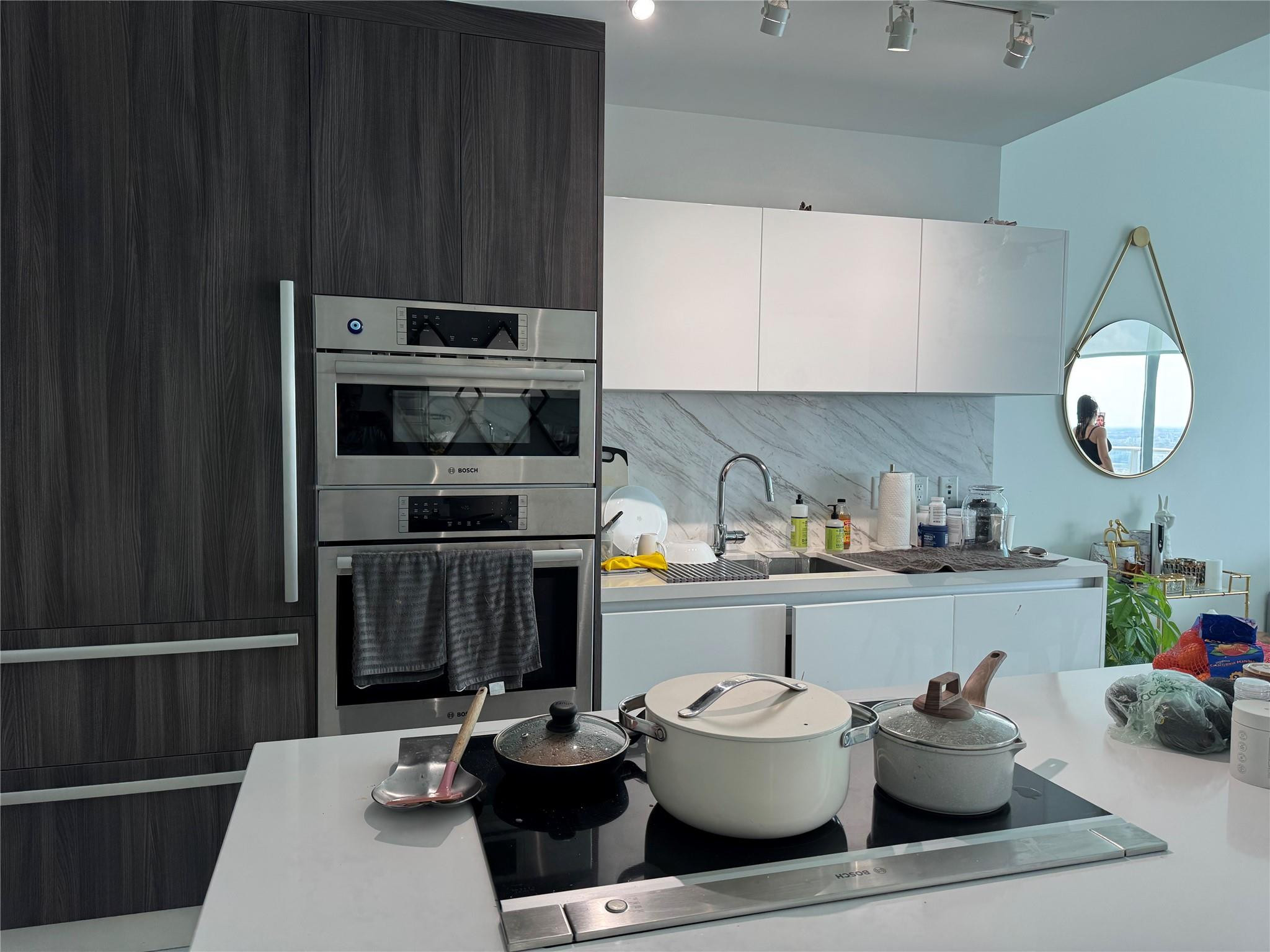 851 NE 1st #2606, Miami FL 33132