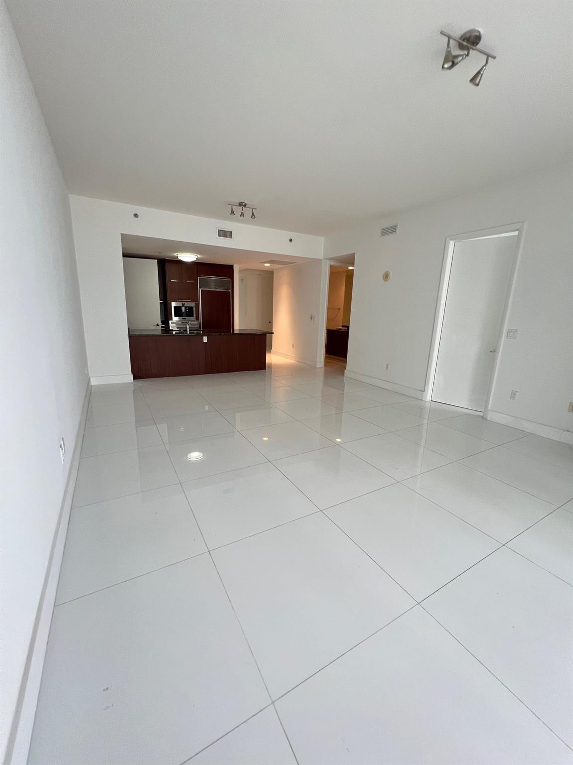 16001 Collins #502, Sunny Isles Beach FL 33160