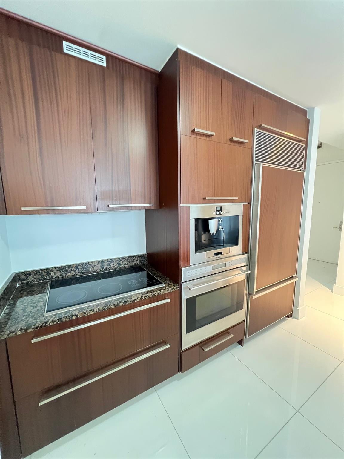 16001 Collins #502, Sunny Isles Beach FL 33160