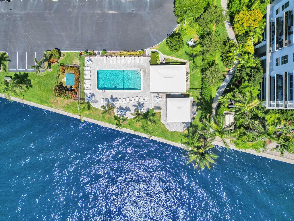 6249 Bay Club #4, Fort Lauderdale FL 33308